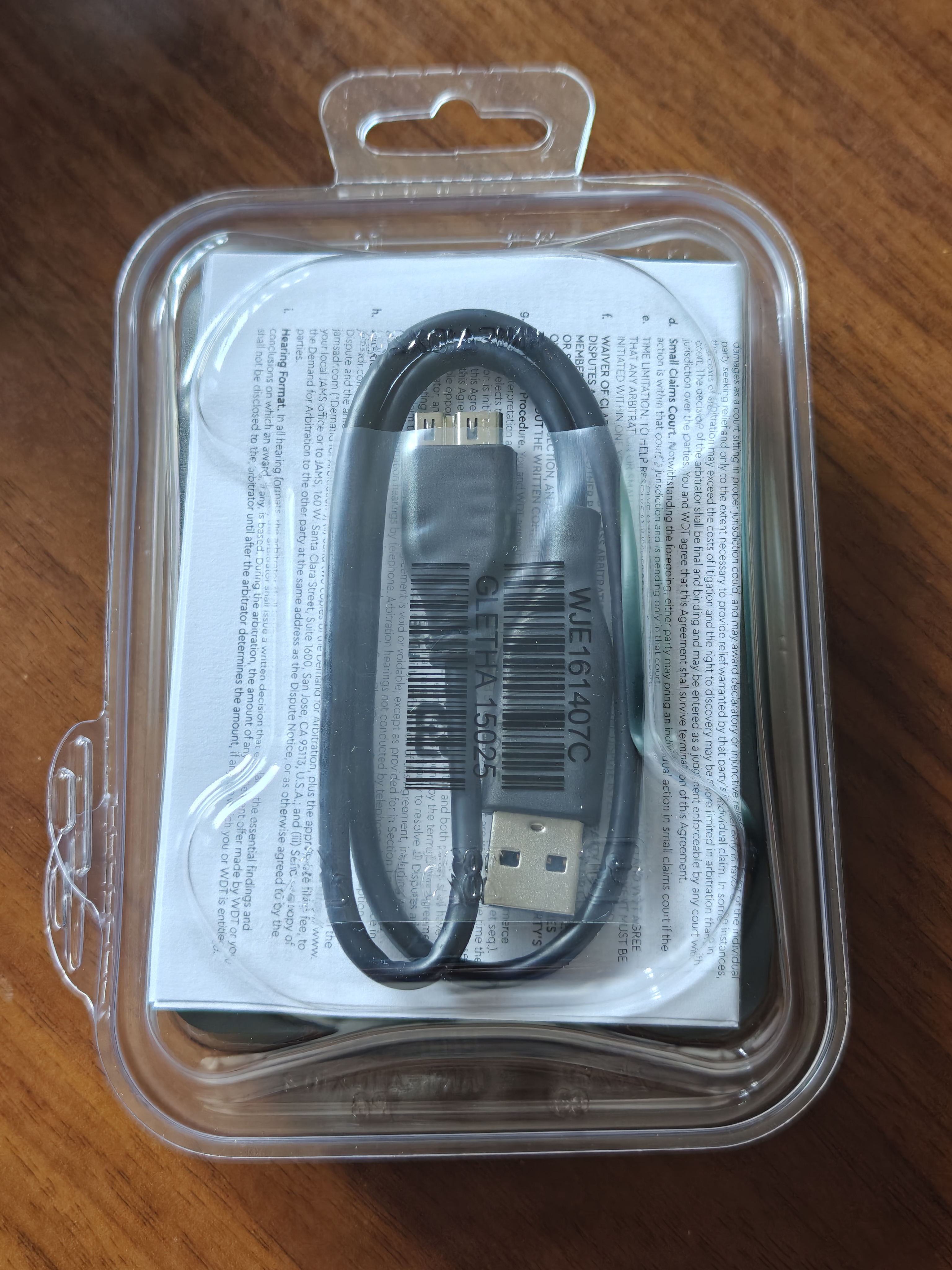 西部数据（WD）移动硬盘5TB USB3.0 easystore系列 2.5英寸 机械硬盘 笔记本电脑外接 外置备份 大容量家庭存储 实拍图