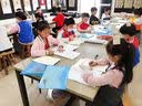 家用卡通手提矮凳客厅浴室凳子加厚儿童板凳防滑手提凳耐用 小黄鸭加厚儿童凳子（贴纸随机） 1个装 实拍图