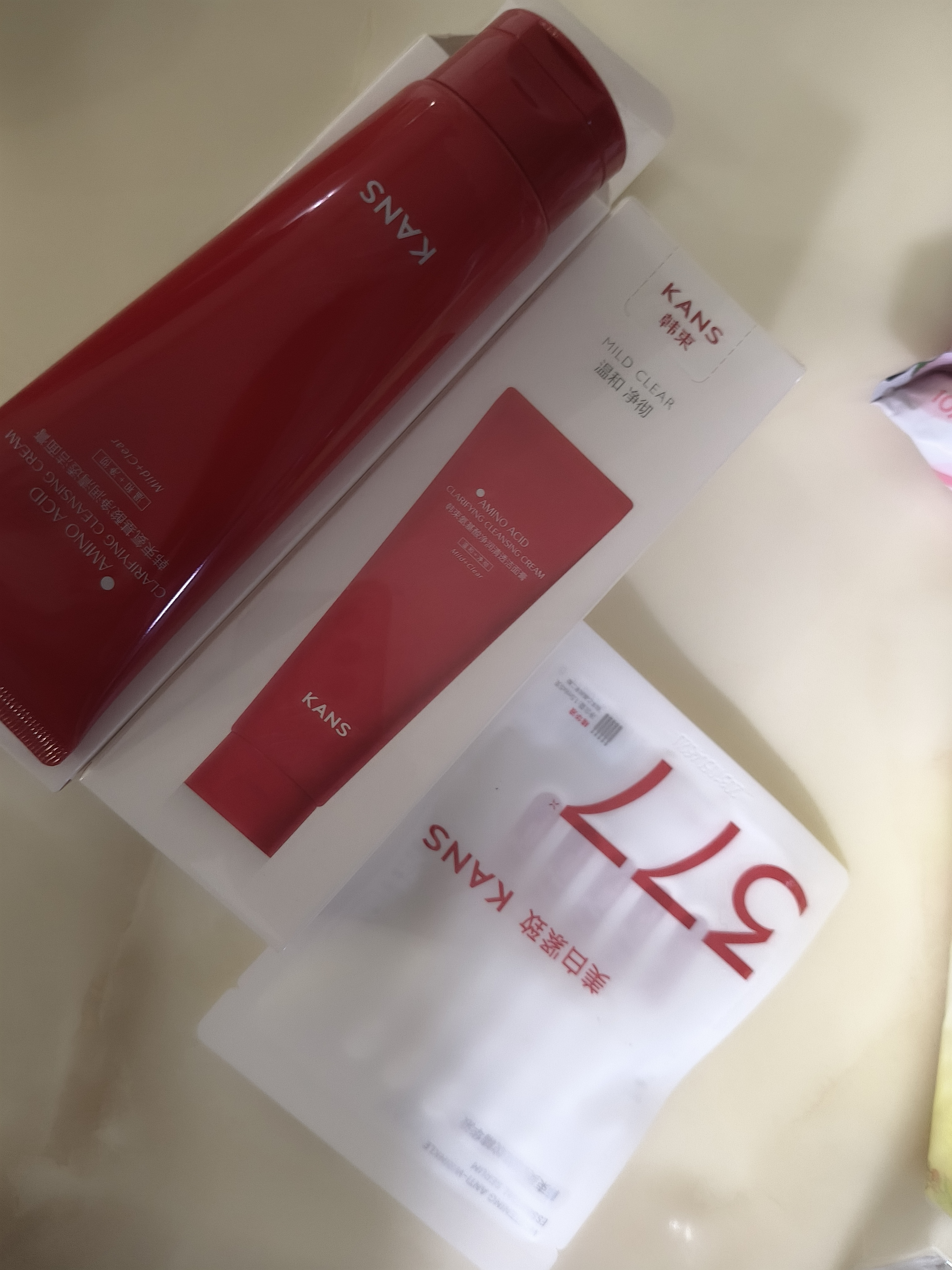 韩束（KanS）红蛮腰氨基酸洗面奶女清洁保湿洗卸养三合一清洁毛孔送女友礼物 【买1送1】红蛮腰洁面100g 实拍图