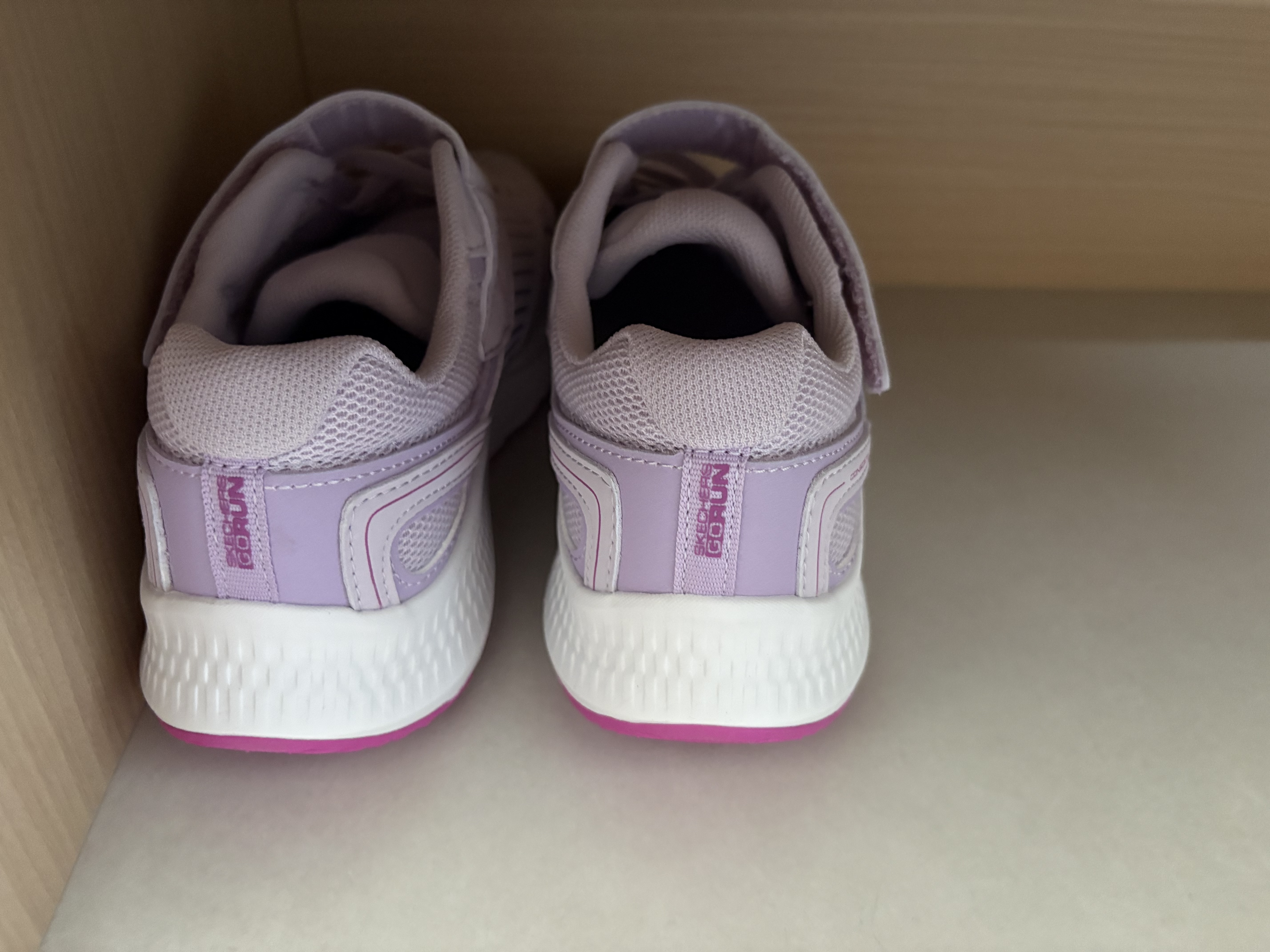 Skechers斯凯奇猎豹跑鞋女童运动鞋减震大童跑步鞋魔术贴休闲鞋303979L 实拍图