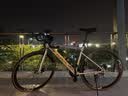 飞鸽（FG FLYING PIGEON）公路自行车入门级超轻700C公路车成人男女学生竞速骑行通勤单车 超越钢架-公路把-钛银色 24速均衡升级 实拍图