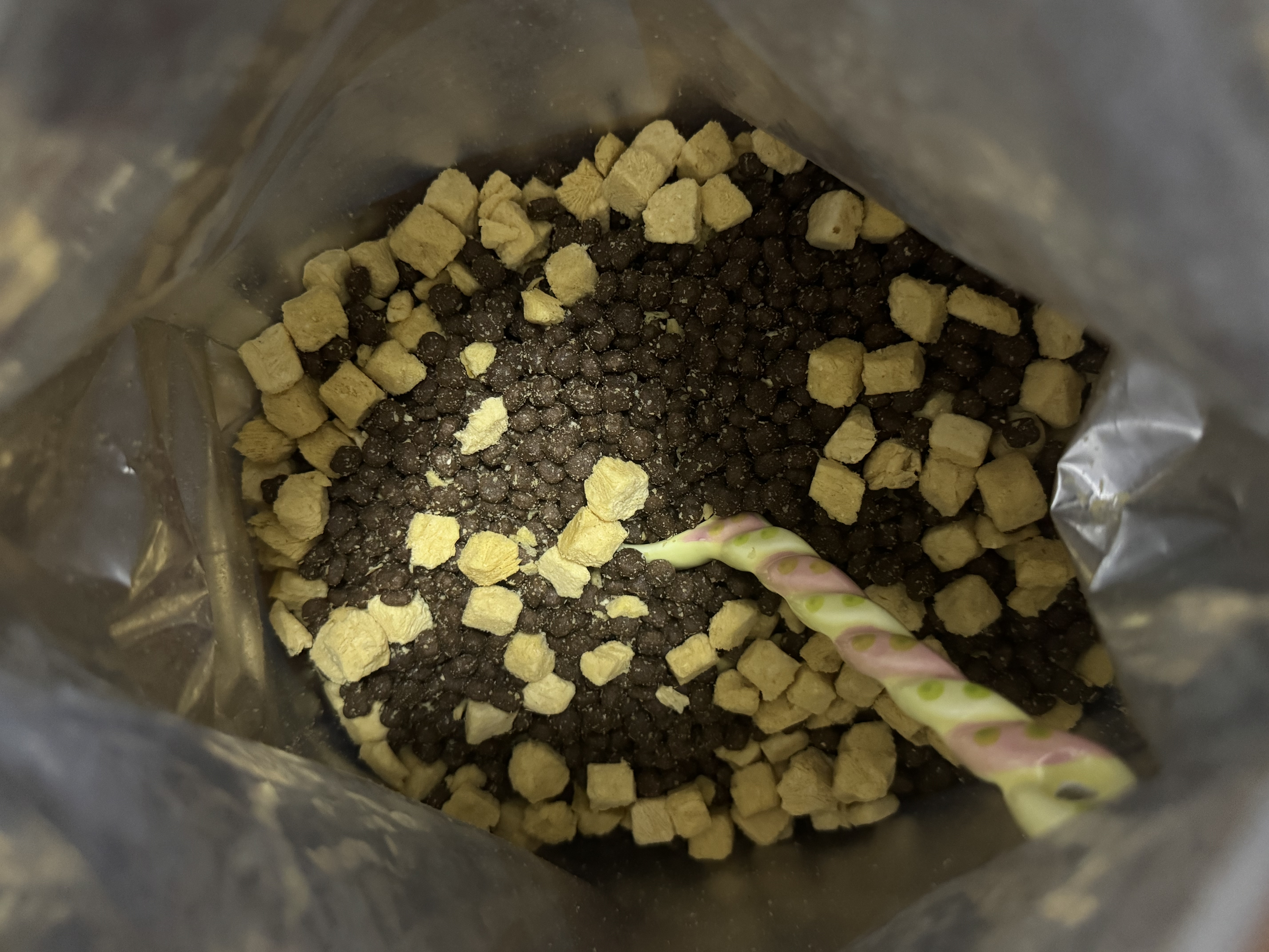 麦富迪猫粮 超肉粒冻干双拼奶糕离乳猫粮呵护免疫 冻干蛋奶2kg 实拍图