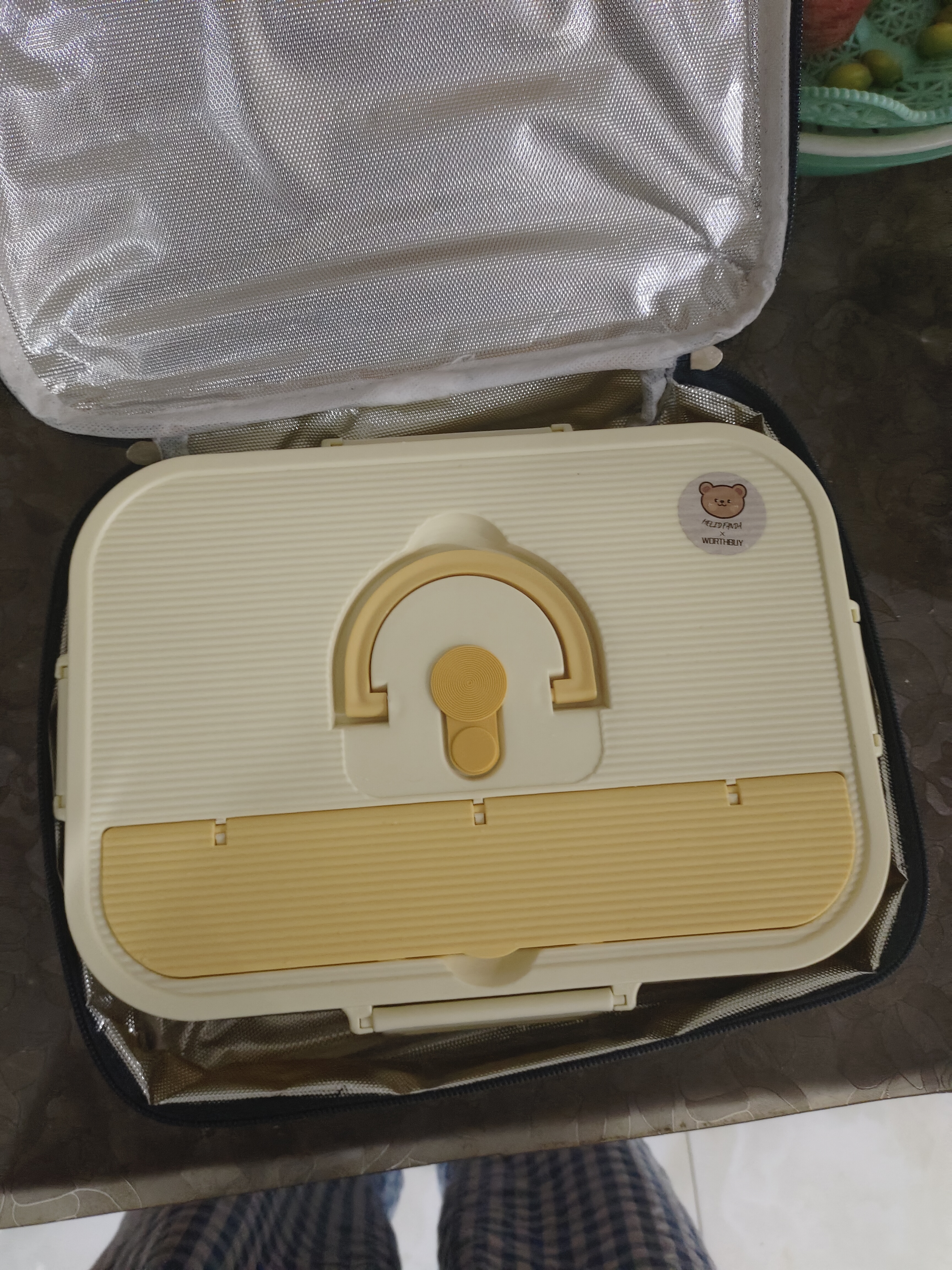 沃德百惠（WORTHBUY）316不锈钢保温饭盒小学生卡通便携分格餐盒餐具套装 奶酪黄5格+袋 实拍图