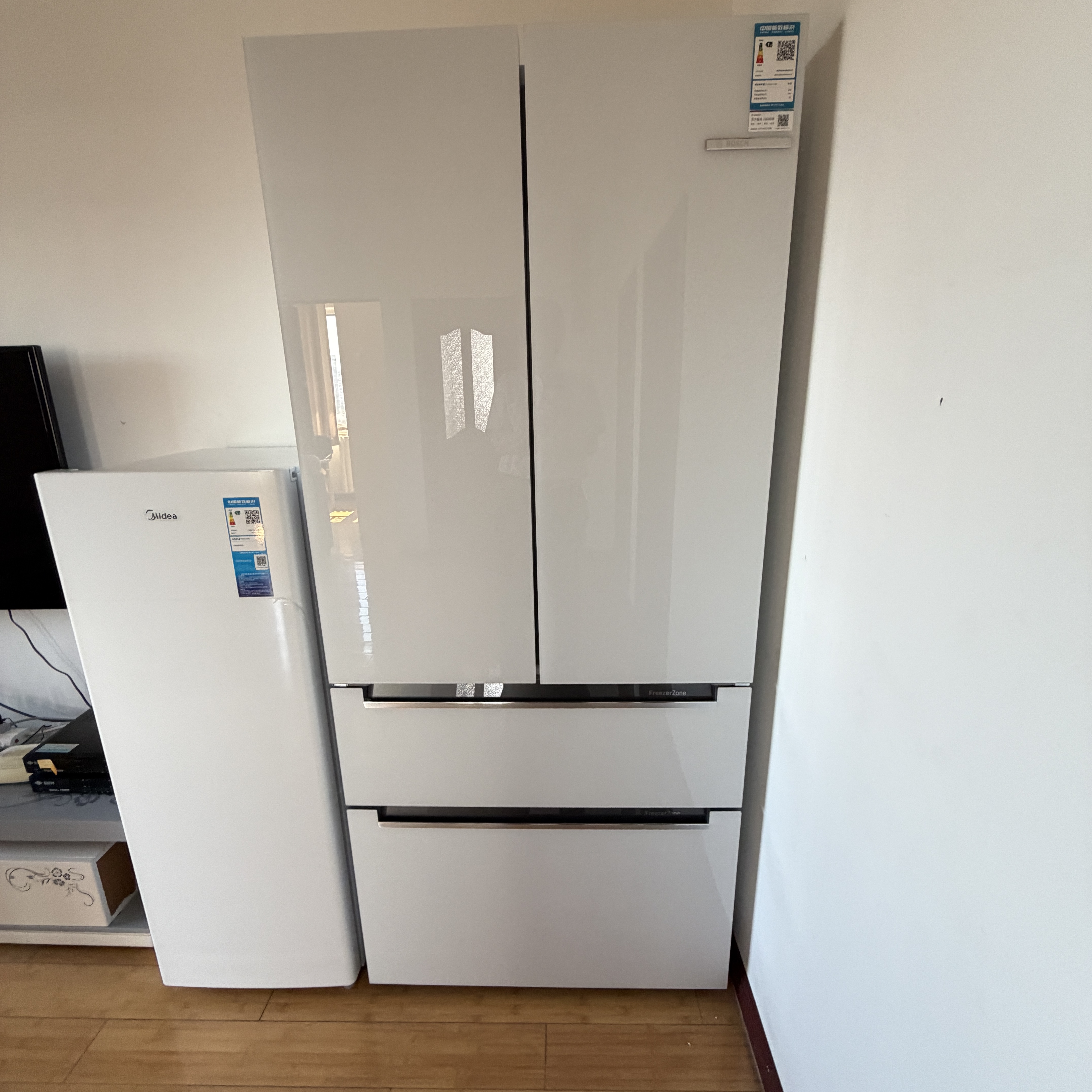 博世（BOSCH）小平安502L法式多门冰箱 自动制冰 2026新品 新一级能效 抗冷凝超薄 电冰箱 玻璃面板 KFB89VA21C 实拍图