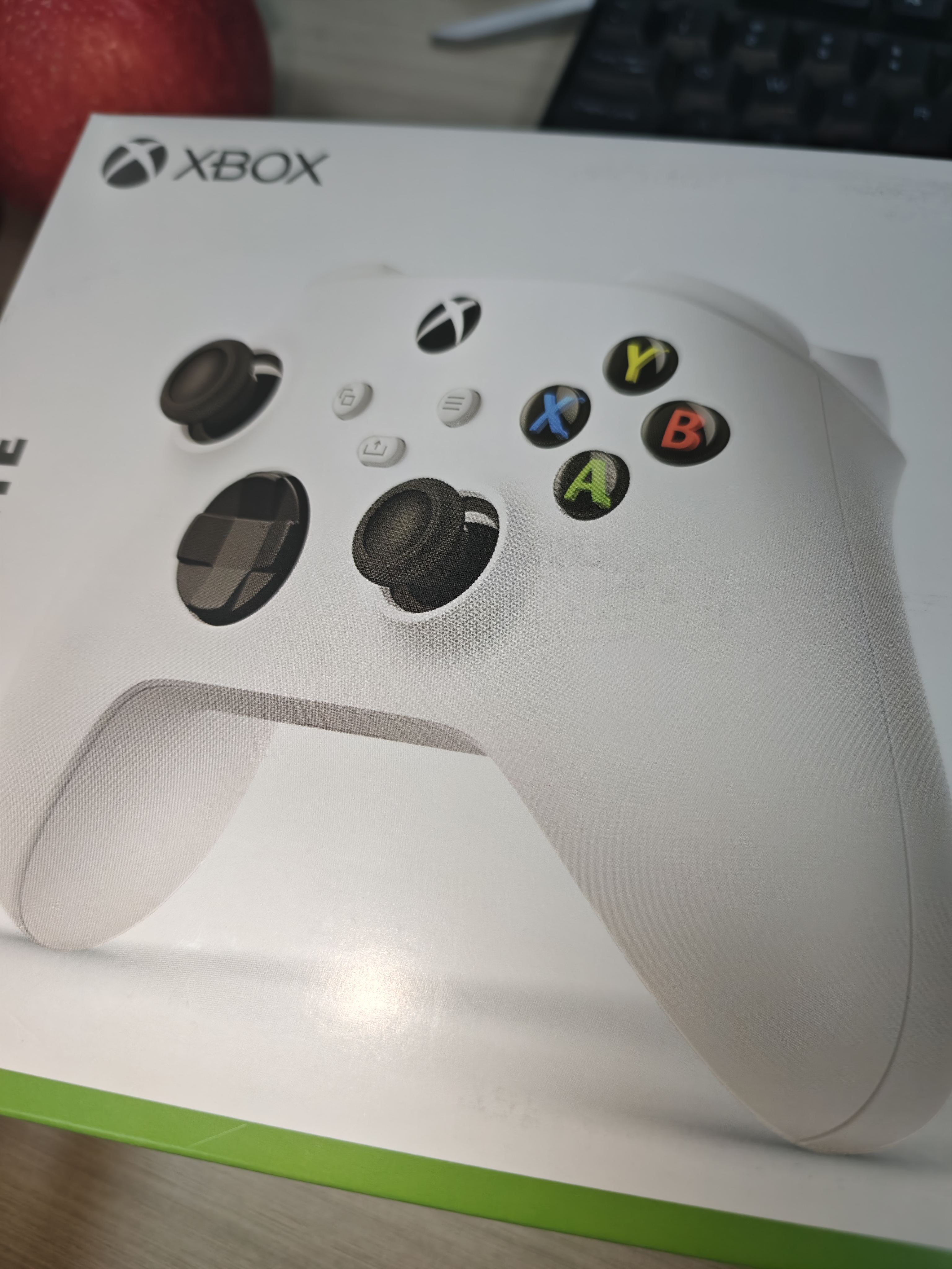 XBOX微软Xbox Series S/X【海外版】无线Xbox手柄 XSS XSX 蓝牙游戏手柄 PC电脑 Xbox手柄 冰雪白+接收器 海外版 实拍图