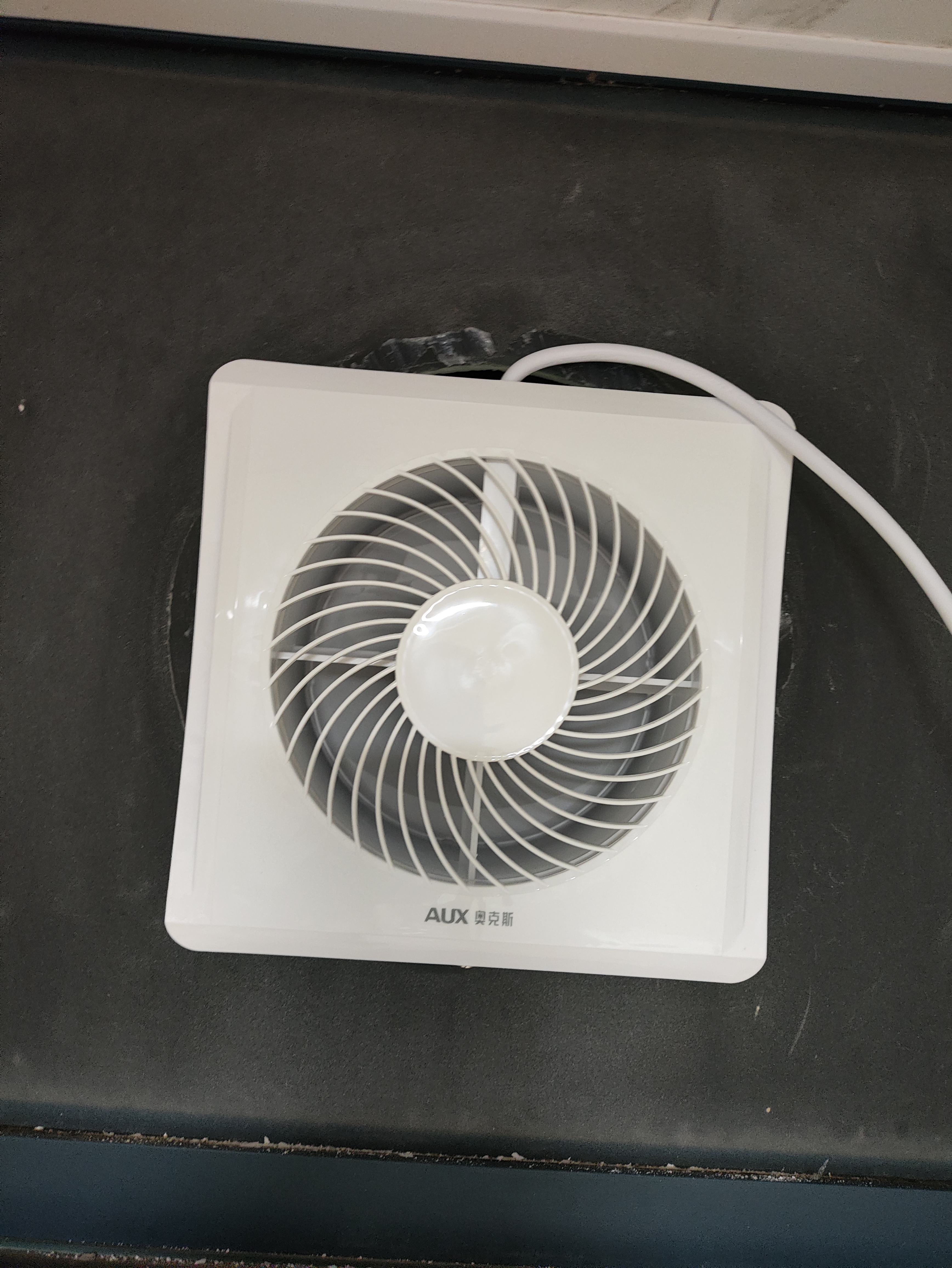 奥克斯（AUX）排气扇强力抽风油烟机排风扇超强大吸力油烟机 窗墙通用6寸 实拍图