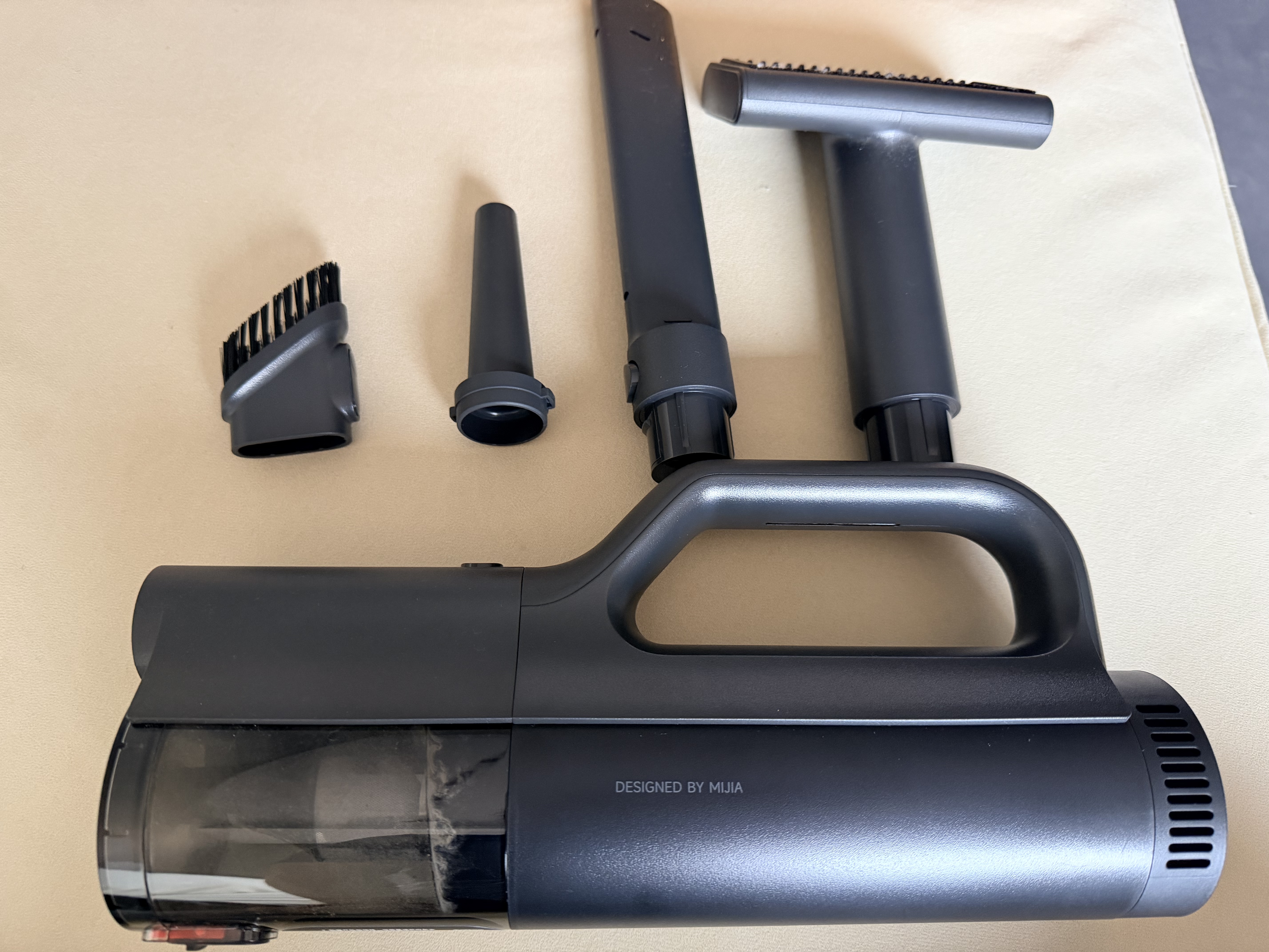 米家小米车载吸尘器 大吸力长续航 轻盈便携 适用车载户外家用清洁多场景 宠物吸毛 实拍图