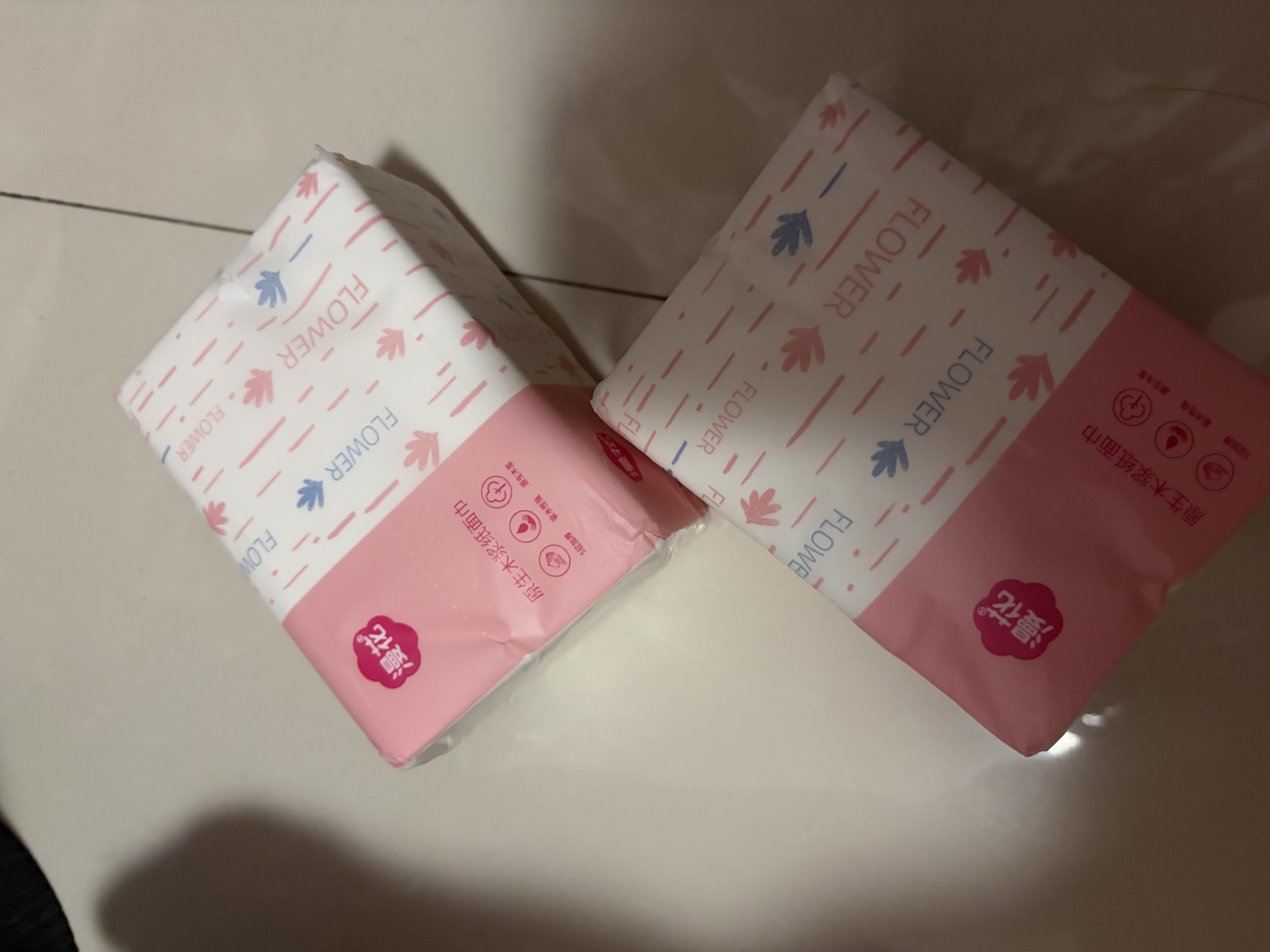 【官方直降】漫花抽纸大包纸巾大尺寸餐巾纸面巾纸家用卫生纸 5层 400张*2包 实拍图