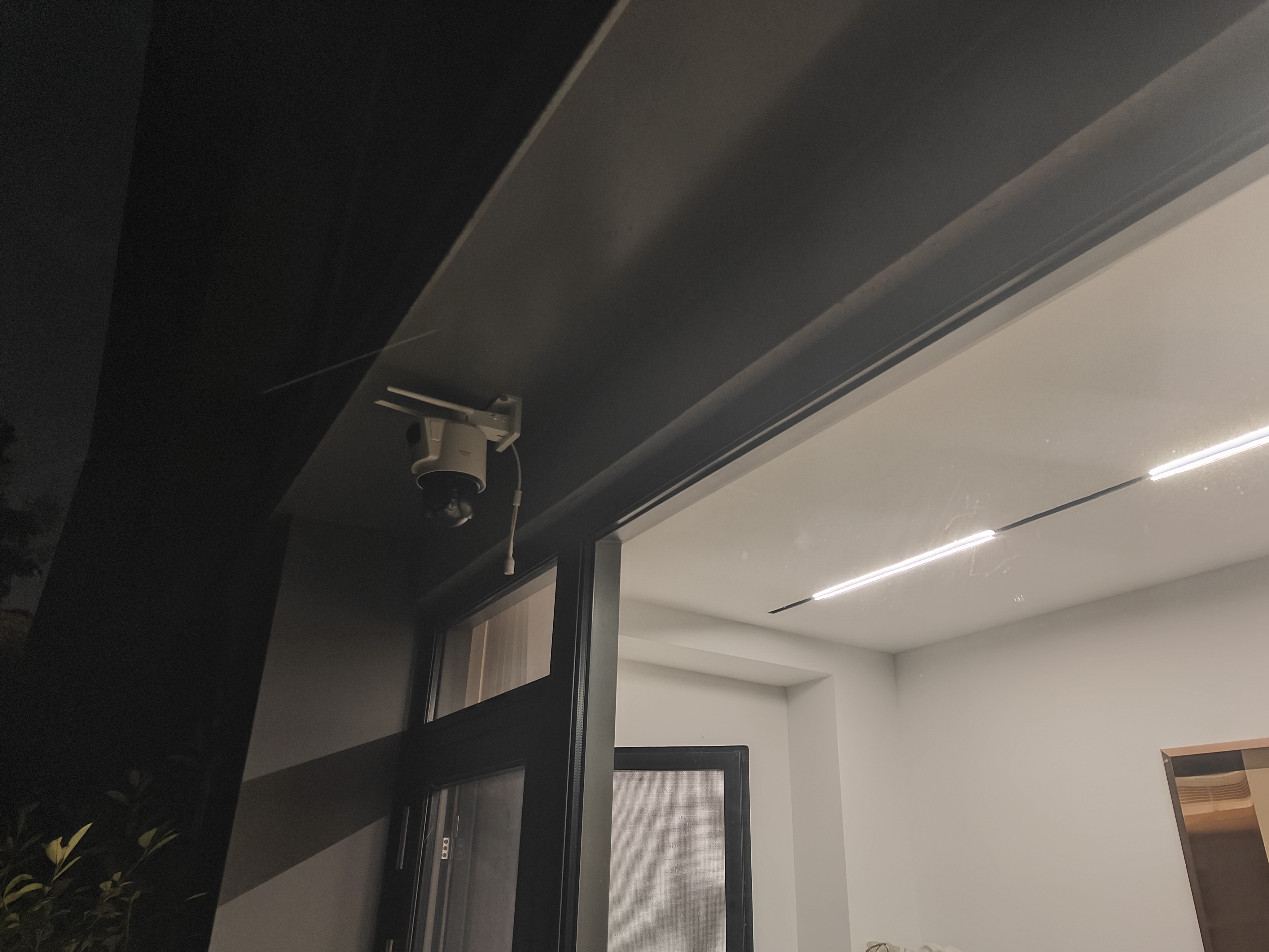 海康威视（HIKVISION）无线双摄像头室外WiFi云台360度无死角全彩夜视800万人形侦测可语音球机3Q144 实拍图