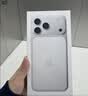 Apple/苹果【点击“立即领取“享补贴】iPhone 17 Pro 256GB 银色 支持移动联通电信5G 双卡双待手机 实拍图