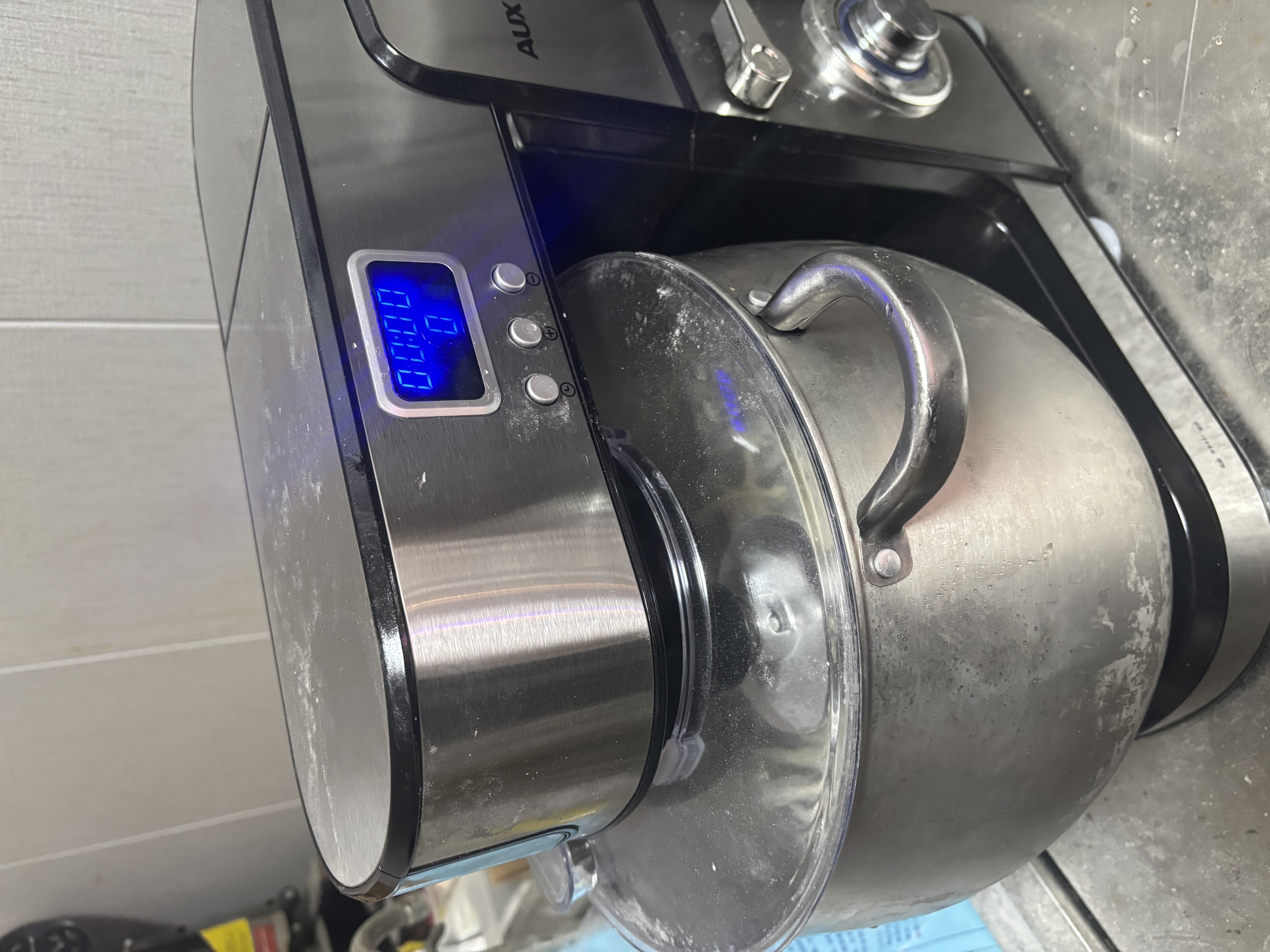 奥克斯（AUX）家商两用厨师机12L揉面机多功能和面机搅拌机全自动打蛋器奶油机2000W出膜快SC-617EC 晒单实拍图