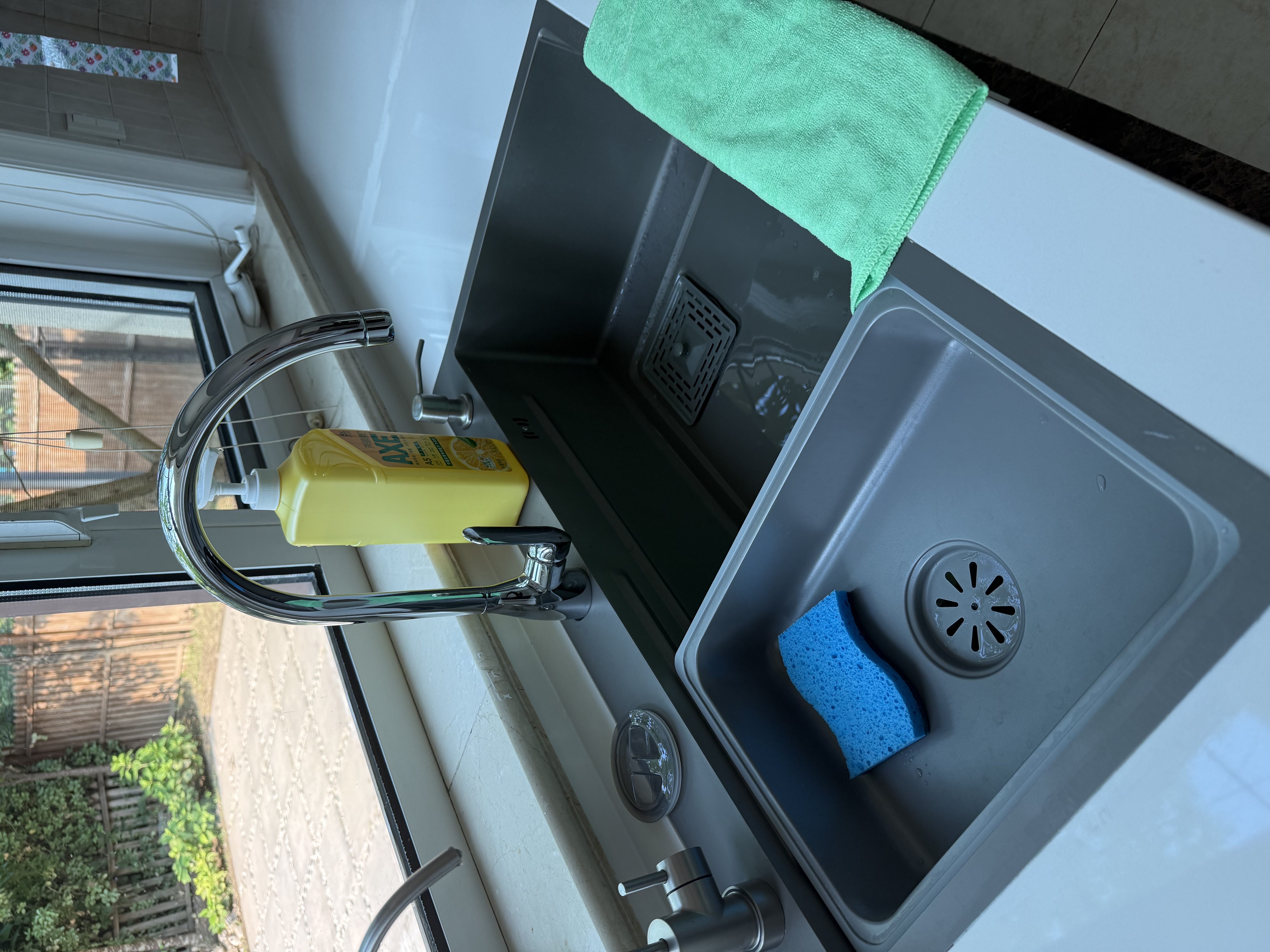 碧然德(BRITA)滤水壶 Marella海洋系列3.5L蓝色1壶1芯 家用自来水过滤器 净水器 实拍图