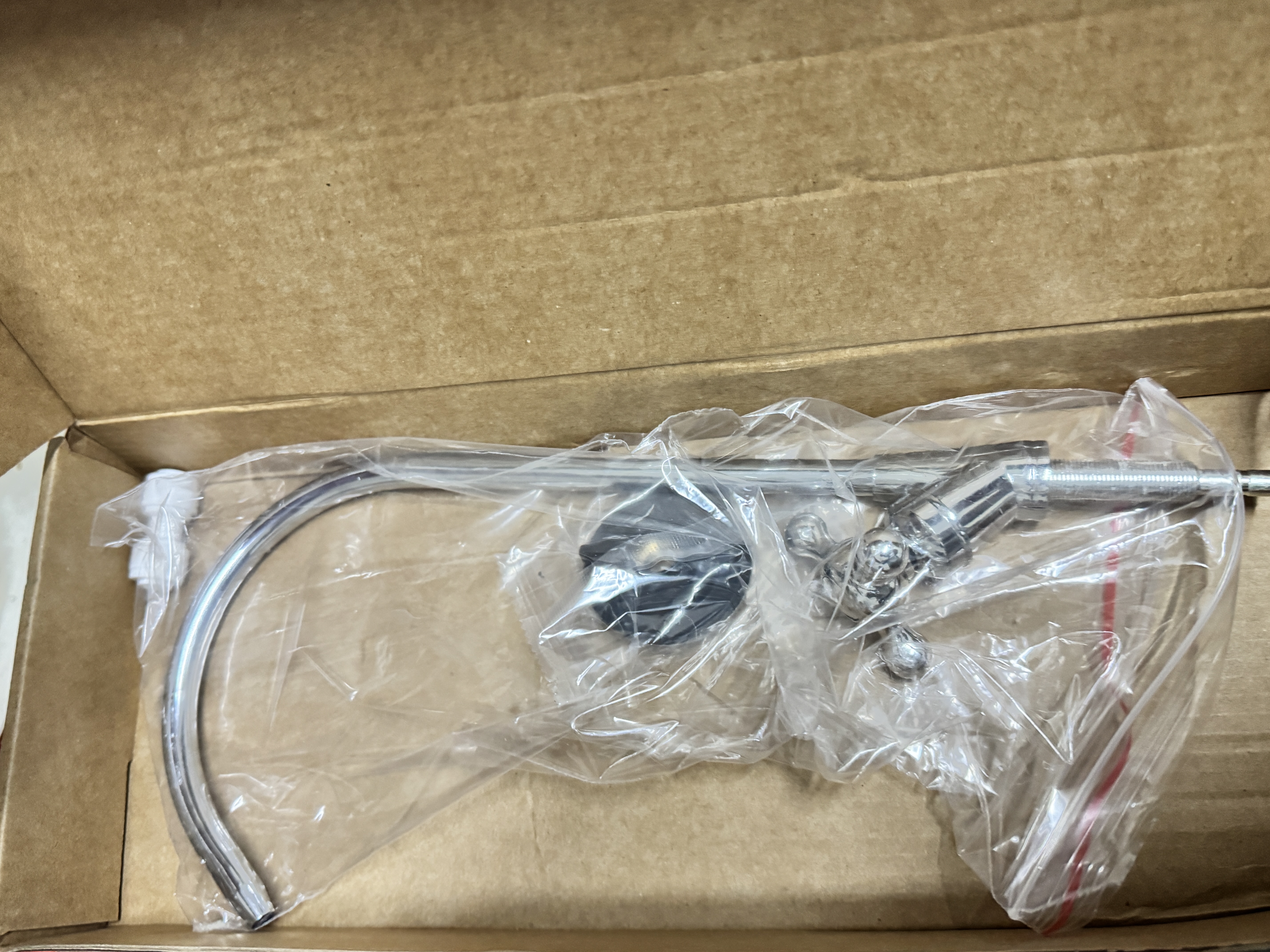 鲸万荟通用净水器配件 家用直饮机2分PE接水管专用单水龙头（送接头）W890 实拍图