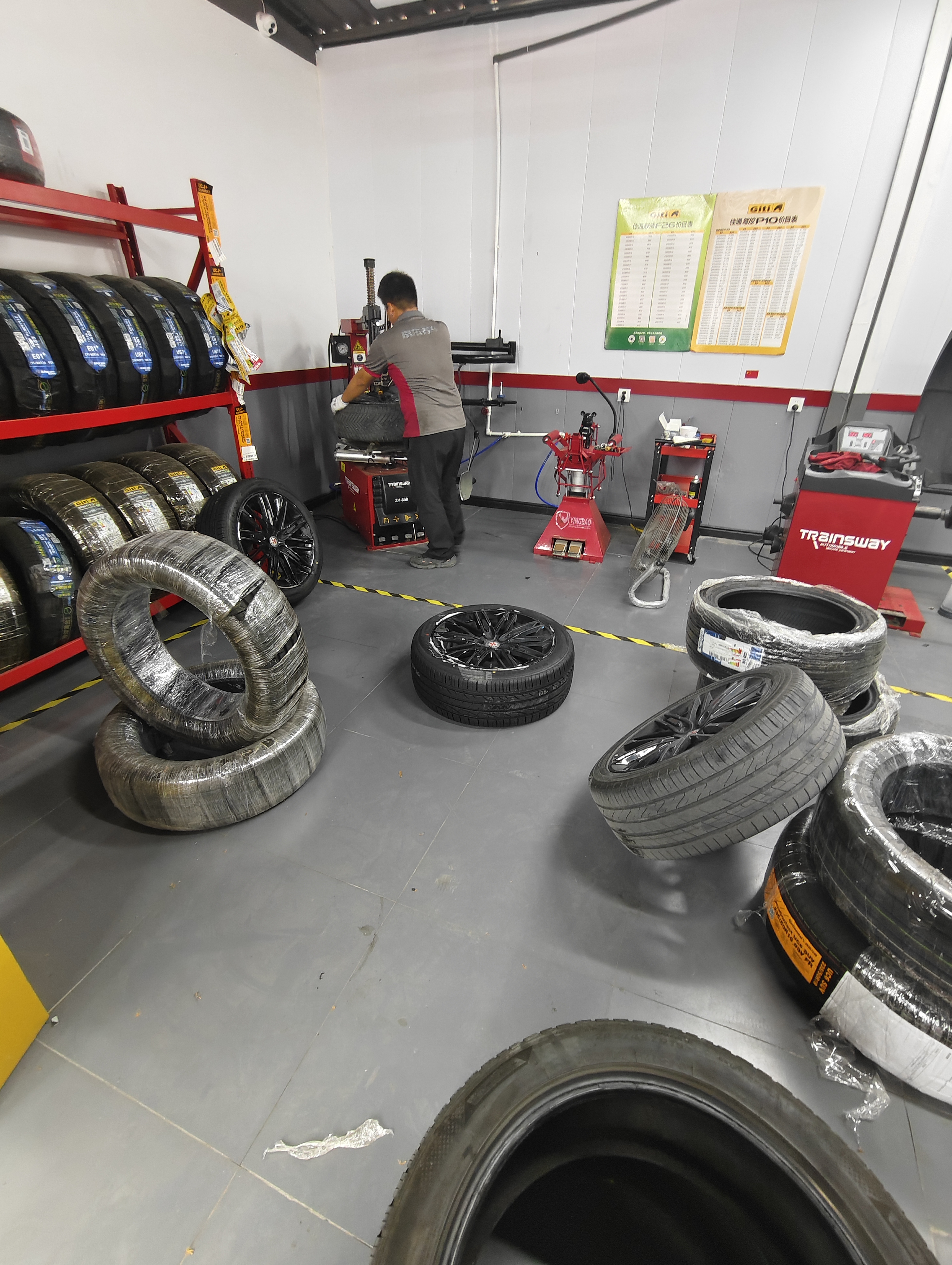DELMAX德意汽车轮胎 245/45R19 102V  适配深蓝SL03/东风飞跃 实拍图