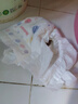 好奇（Huggies）金装小黑洞纸尿裤M162片(6-11kg)尿不湿【速干不易红】 实拍图