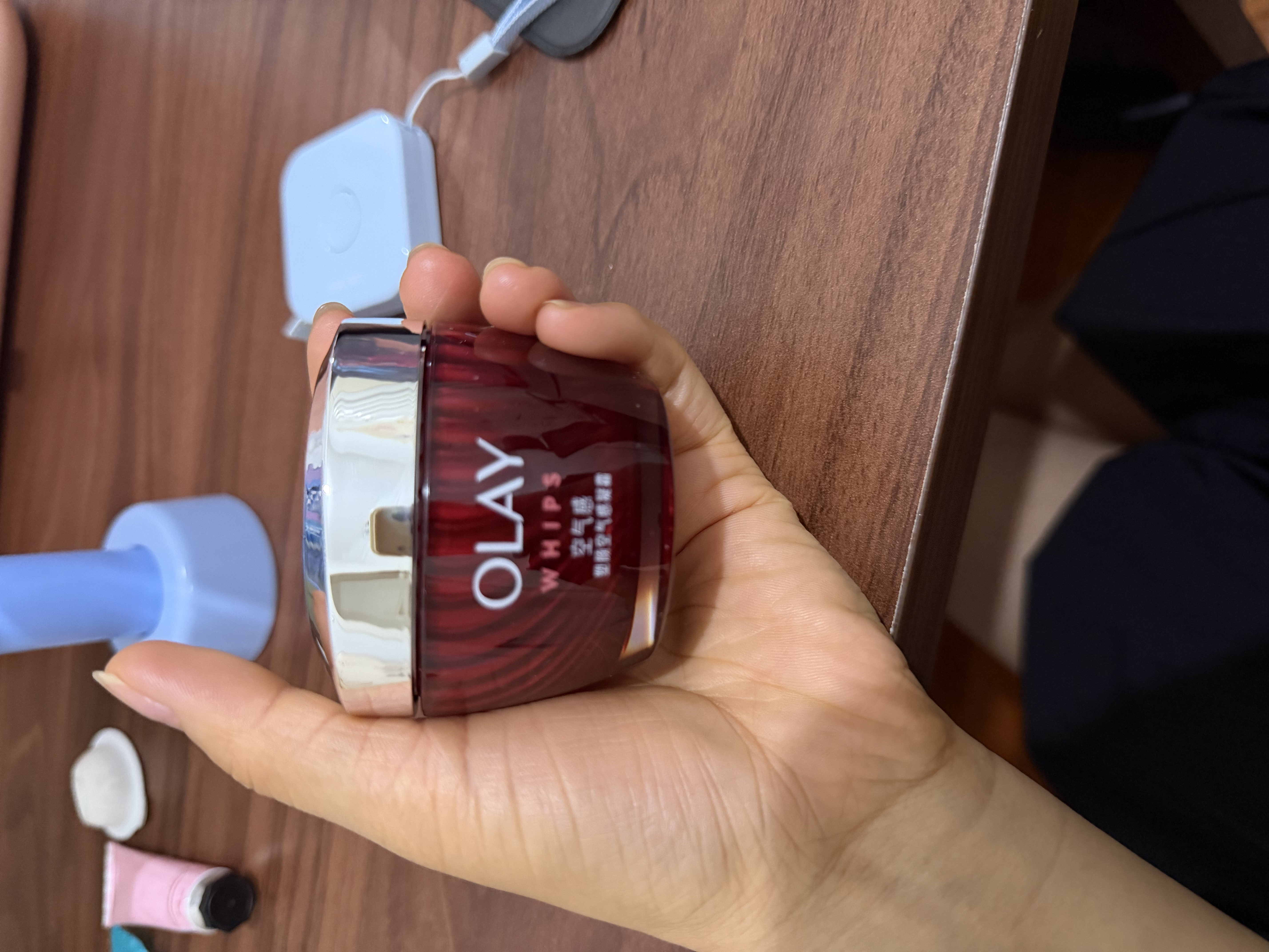 玉兰油（OLAY）大红瓶空气霜50g紧致抗皱护肤品保湿面霜生日礼物送女友 实拍图