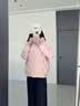 鸭鸭（YAYA）90+系列反季轻薄羽绒服女士短款2026年冬季新款时尚连帽保暖外套 粉色YE6A603791A M 【100-120斤】 实拍图