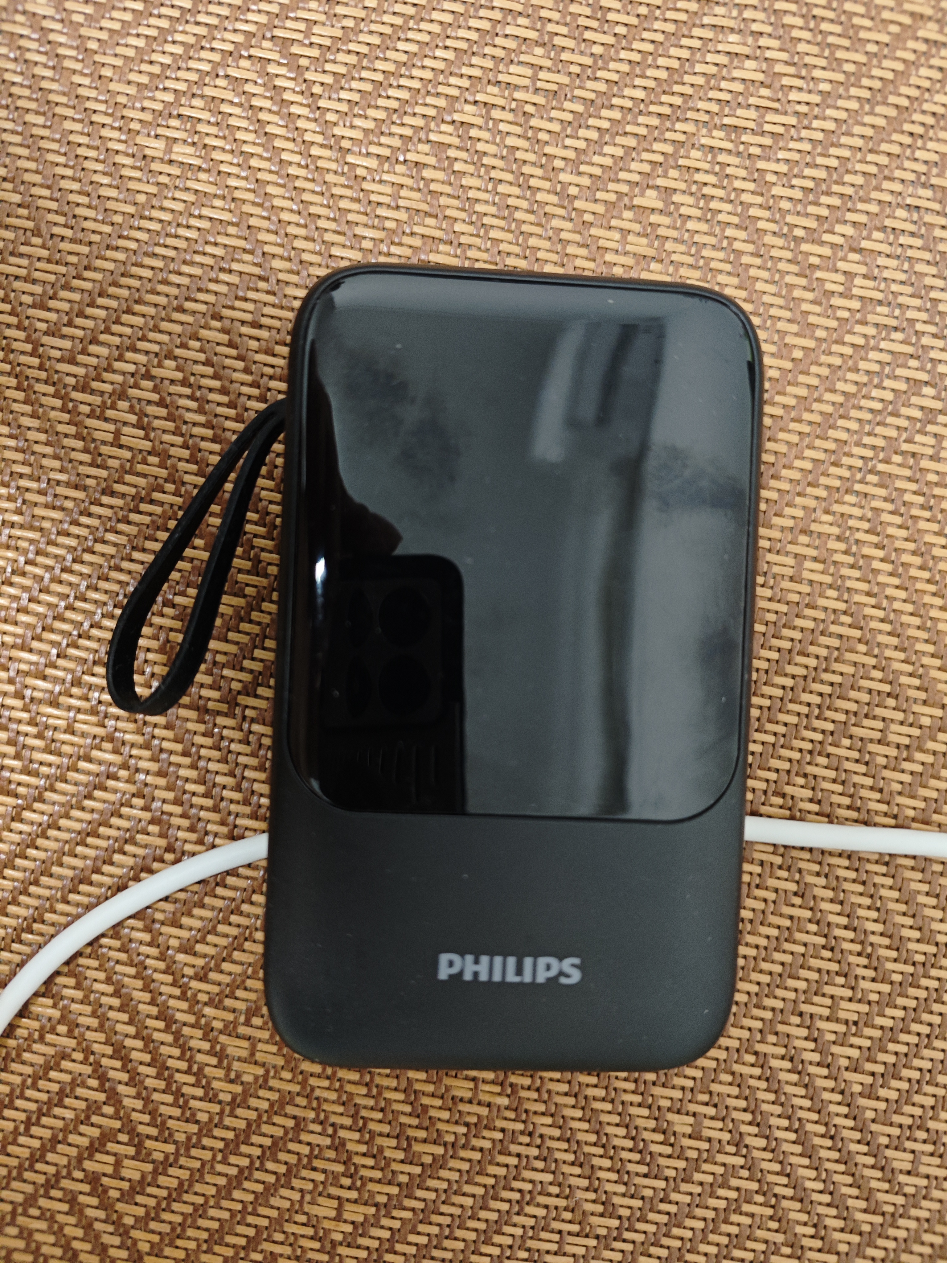 飞利浦（PHILIPS）充电宝3C认证可上飞机35W快充20000毫安自带4线便携移动电源适配苹果17华为户外储能电源 实拍图