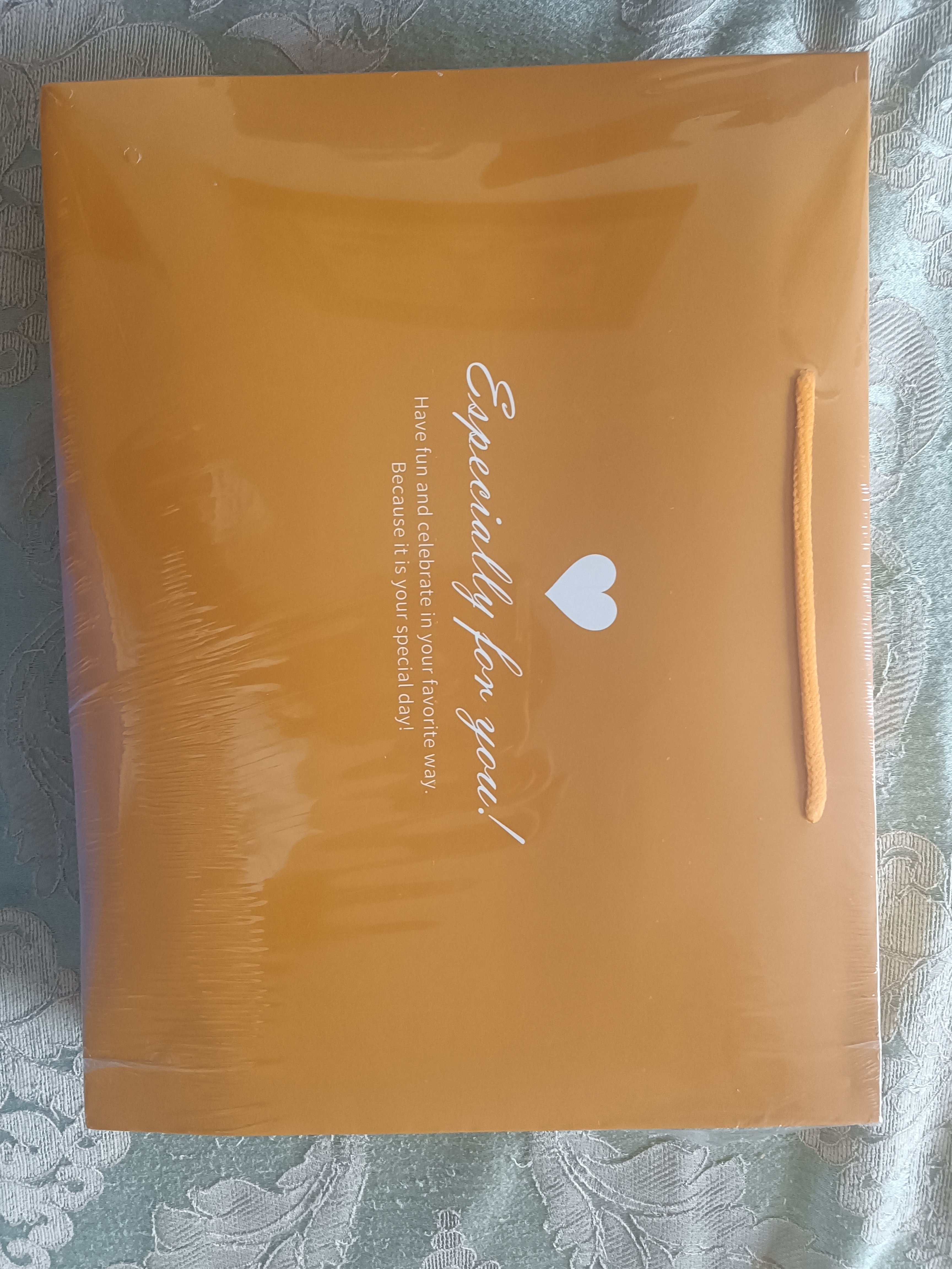 费列罗巧克力礼盒32粒400g高端中秋节礼物送长辈 领导实用大气礼盒 实拍图