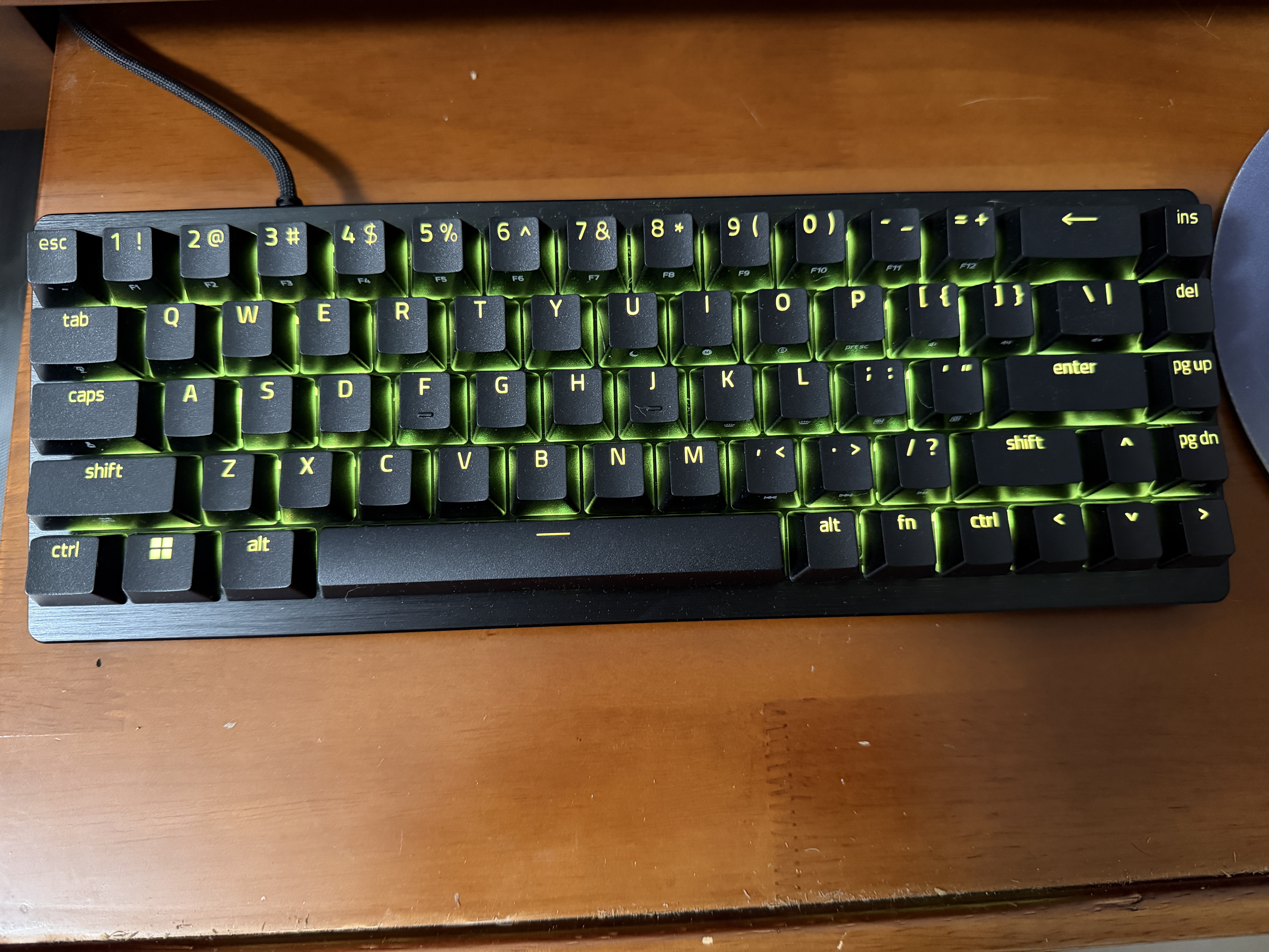 雷蛇（Razer）猎魂磁蛛V3迷你版65%磁轴键盘 8K回报率 68键小键盘有线 ST快速敲击 电竞游戏【雷蛇磁轴】 实拍图