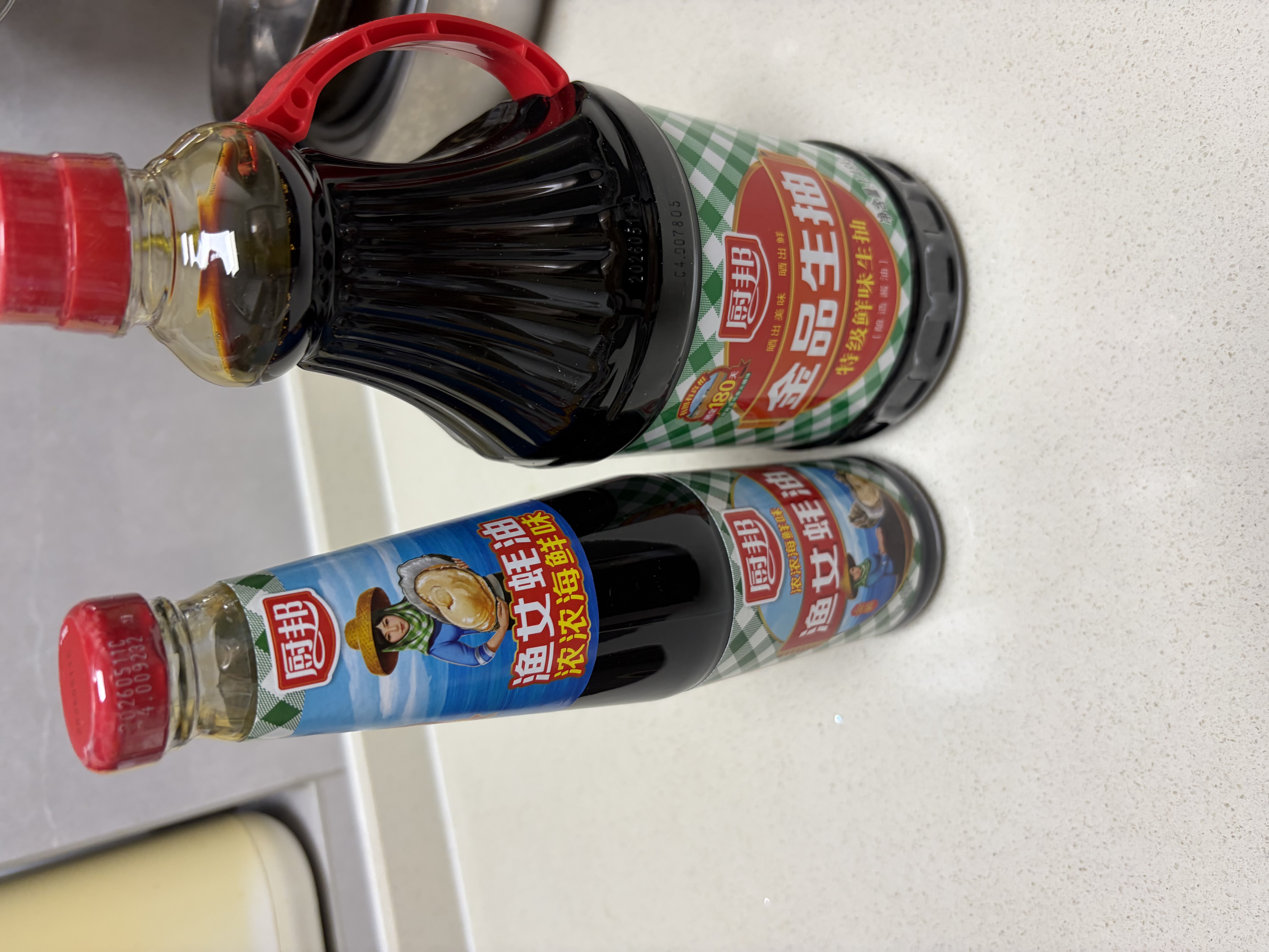 厨邦酱油 金品系列 生抽酱油1.48kg*2+渔女蚝油490g*2 调料套装礼盒 实拍图
