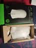 雷蛇（Razer）炼狱蝰蛇标准版有线鼠标 人体工学  电竞游戏 右手通用型 吃鸡/LOL/CS GO游戏鼠标 白色 实拍图