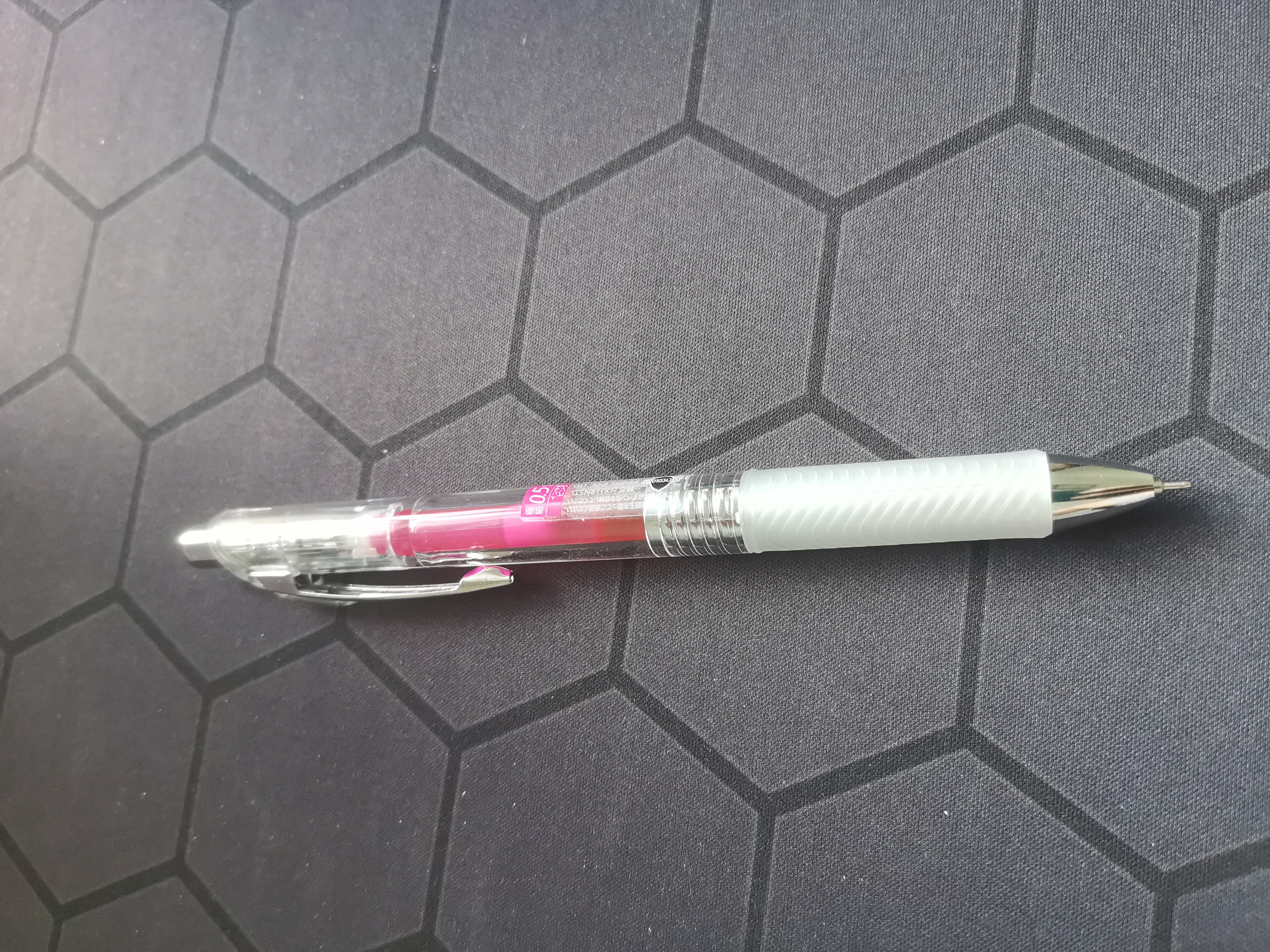 派通（Pentel ）BLN75TL按动中性笔高颜值0.5mm针管签字笔商务学生速干水笔水性笔文具 粉色笔芯 实拍图