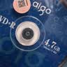 爱国者（aigo）DVD+R 炫彩系列 空白光盘/刻录盘 16速4.7GB 桶装50片 实拍图