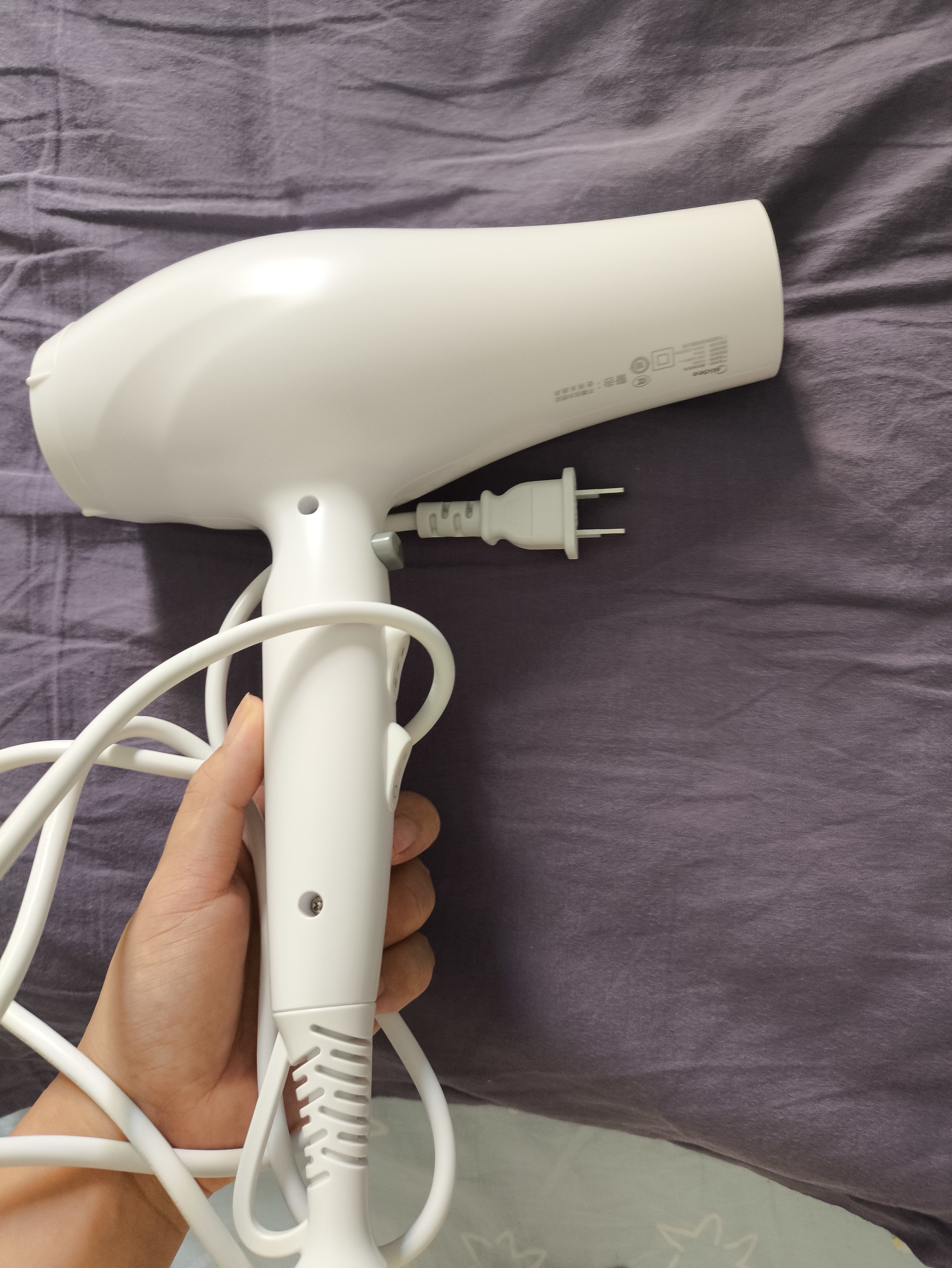 美的（Midea）1亿负离子电吹风 发廊用吹风机 2200W大功率家用吹风筒 FJ100白理发店造型专业沙龙 节日礼物 实拍图