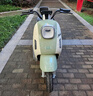 绿源（Luyuan）电动摩托车M7U74公里长续航国民好车60V5块铅酸电池大动力1000W电机电瓶车代步通勤维亚绿 实拍图