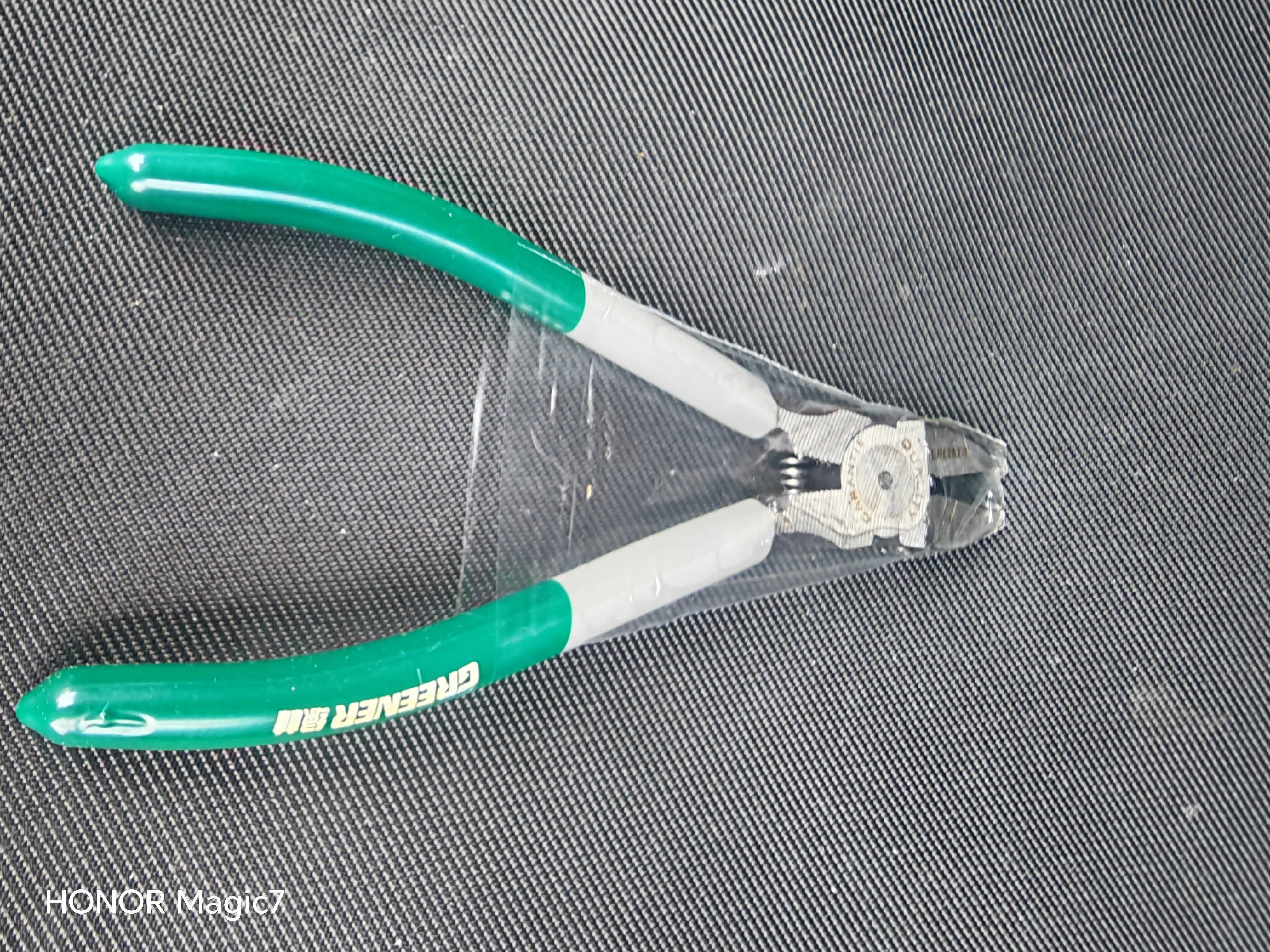 绿林（GREENER）家用水口钳斜口钳6寸剪钳电工剪线钳工业级偏口钳斜嘴钳断线钳子 实拍图