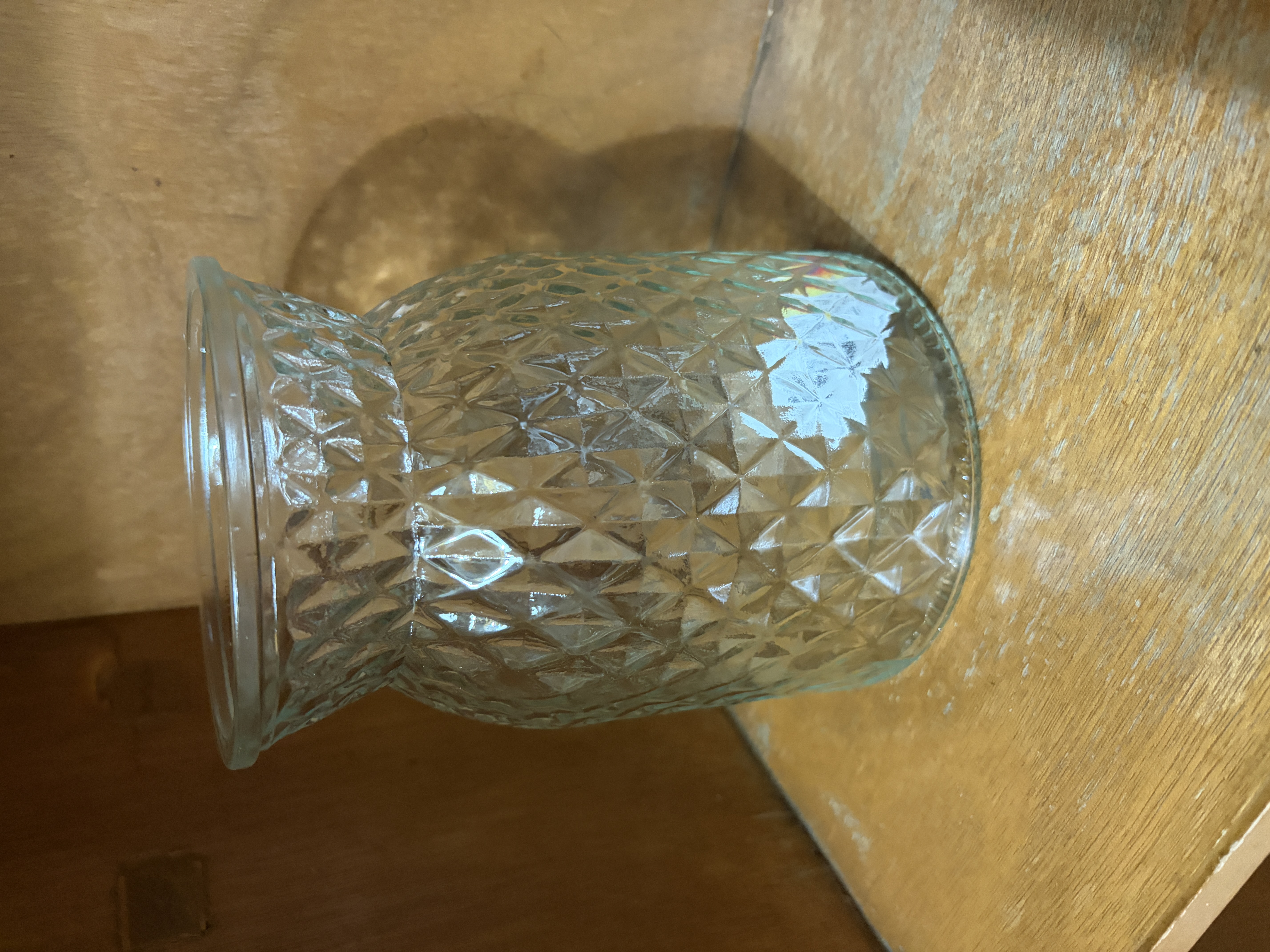 盛世泰堡玻璃花瓶北欧插花瓶简约桌面餐厅花瓶浮雕法式收口款16cm 实拍图