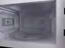 美的（Midea）快捷家用微波炉家用小型迷你360°转盘加热 旋钮操控易洁内胆时间调节20升（PM2000） 实拍图