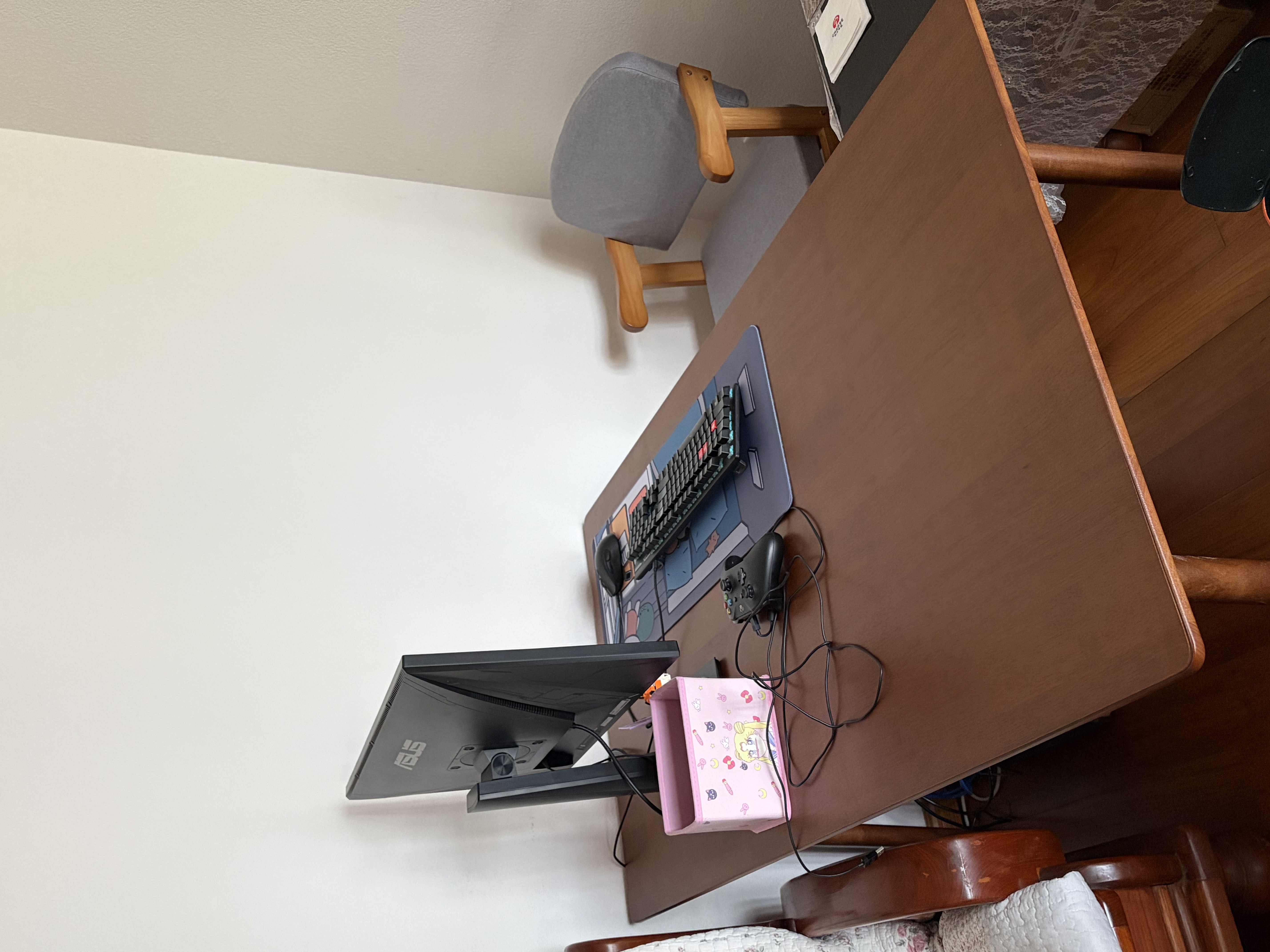 林之语全实木书桌家用学生写字学习桌工作台成人小户型卧室办公桌电脑桌 【橡胶木桌椅组合】胡桃木色140*80cm 实拍图