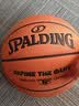 斯伯丁（SPALDING）比赛用球PU室内外通用篮球7号球76-846Y 实拍图