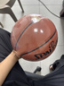 斯伯丁（SPALDING）篮球5号室内外耐磨兼用五号PU材质青少年儿童篮球77-476Y5 实拍图