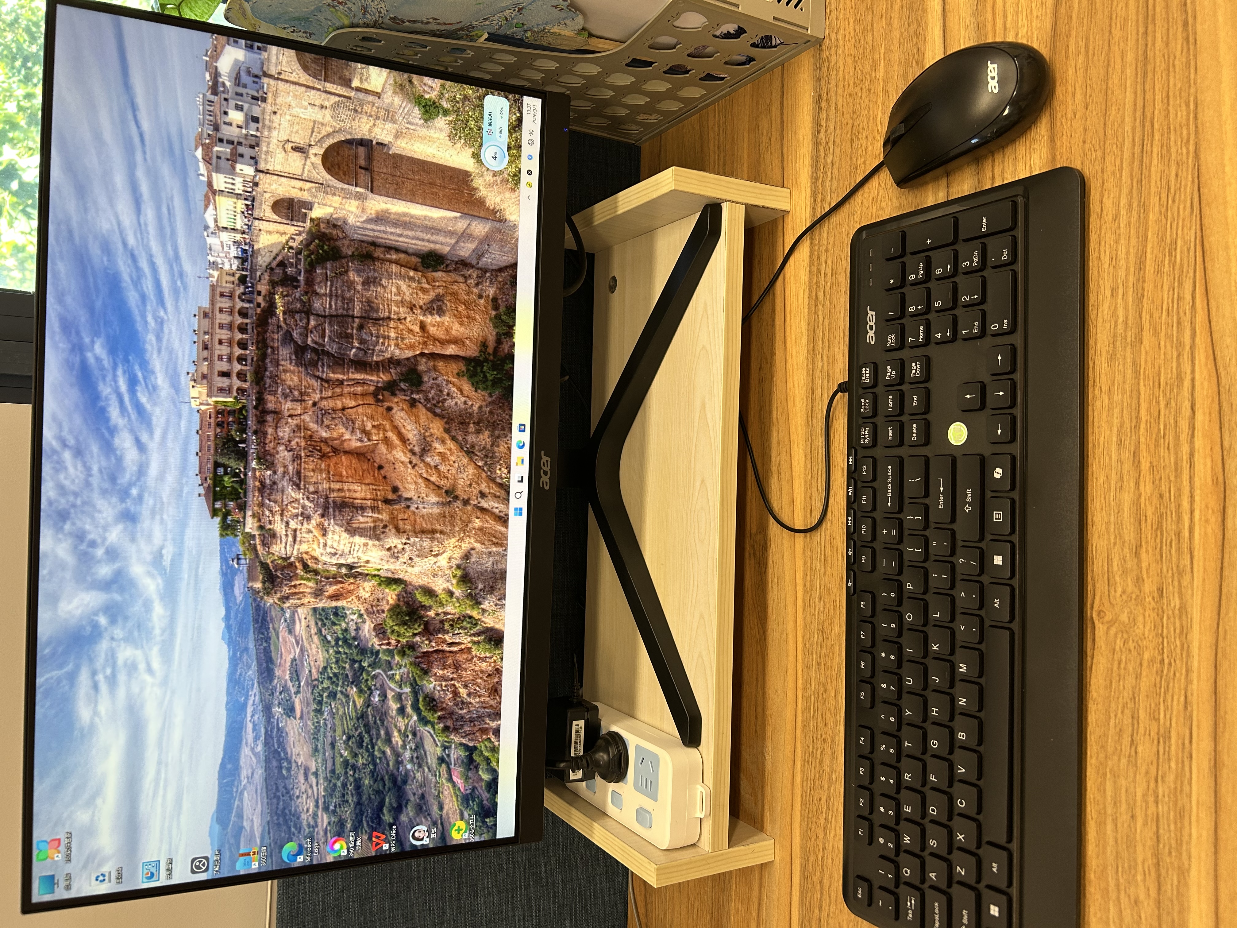 宏碁（acer）商祺 台式电脑主机（酷睿 14代 i5-14400  32G 1T SSD ） 办公商用家用 WiFi/蓝牙 定制版 实拍图
