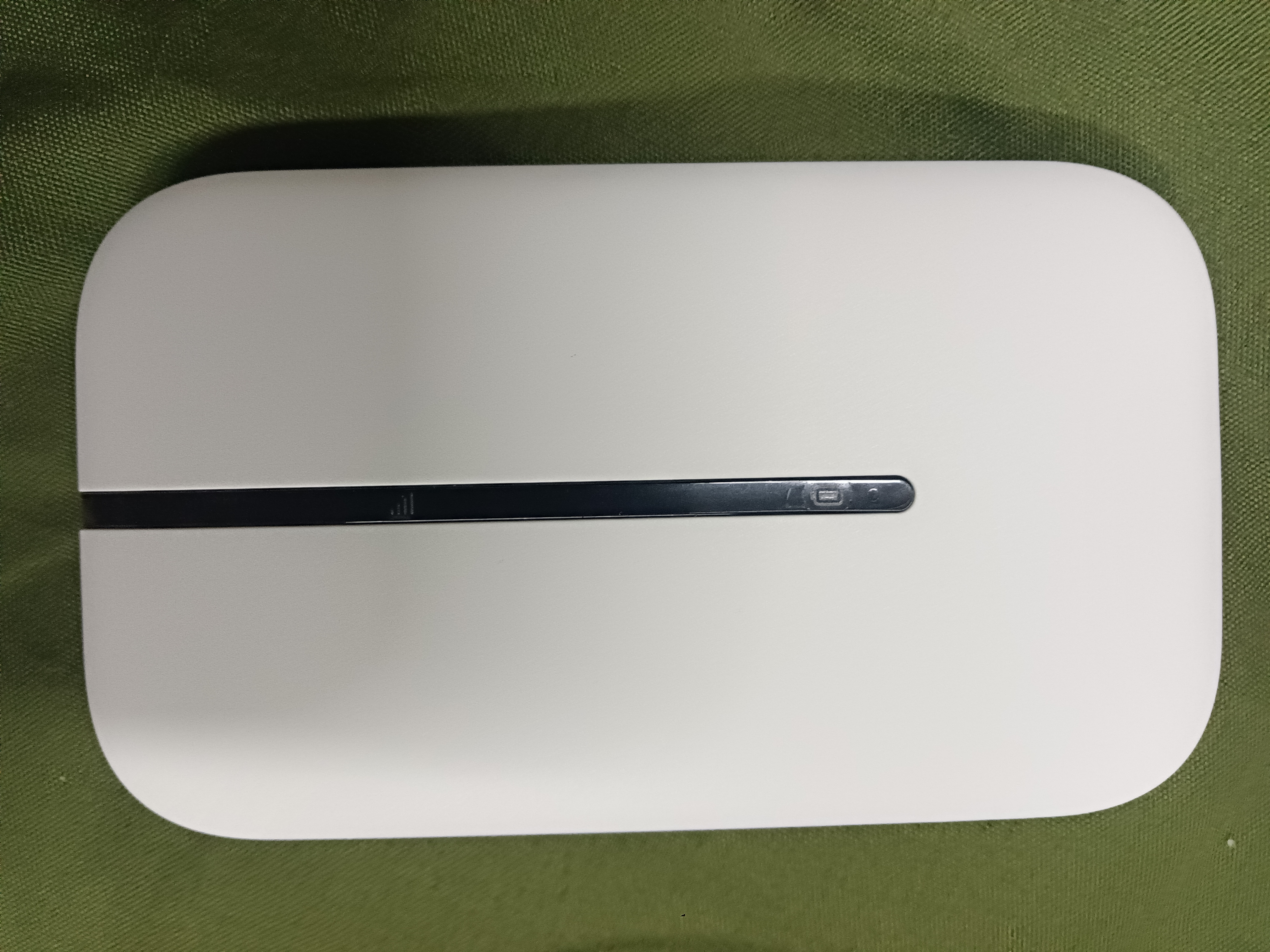 华为鸿蒙智选随身wifi6移动无线随行WiFi3网络4g无线网卡携带无限制三网全国通用流量2026款5G AX15B 顶配WiFi6白【三网切换】3000毫安大电池 实拍图