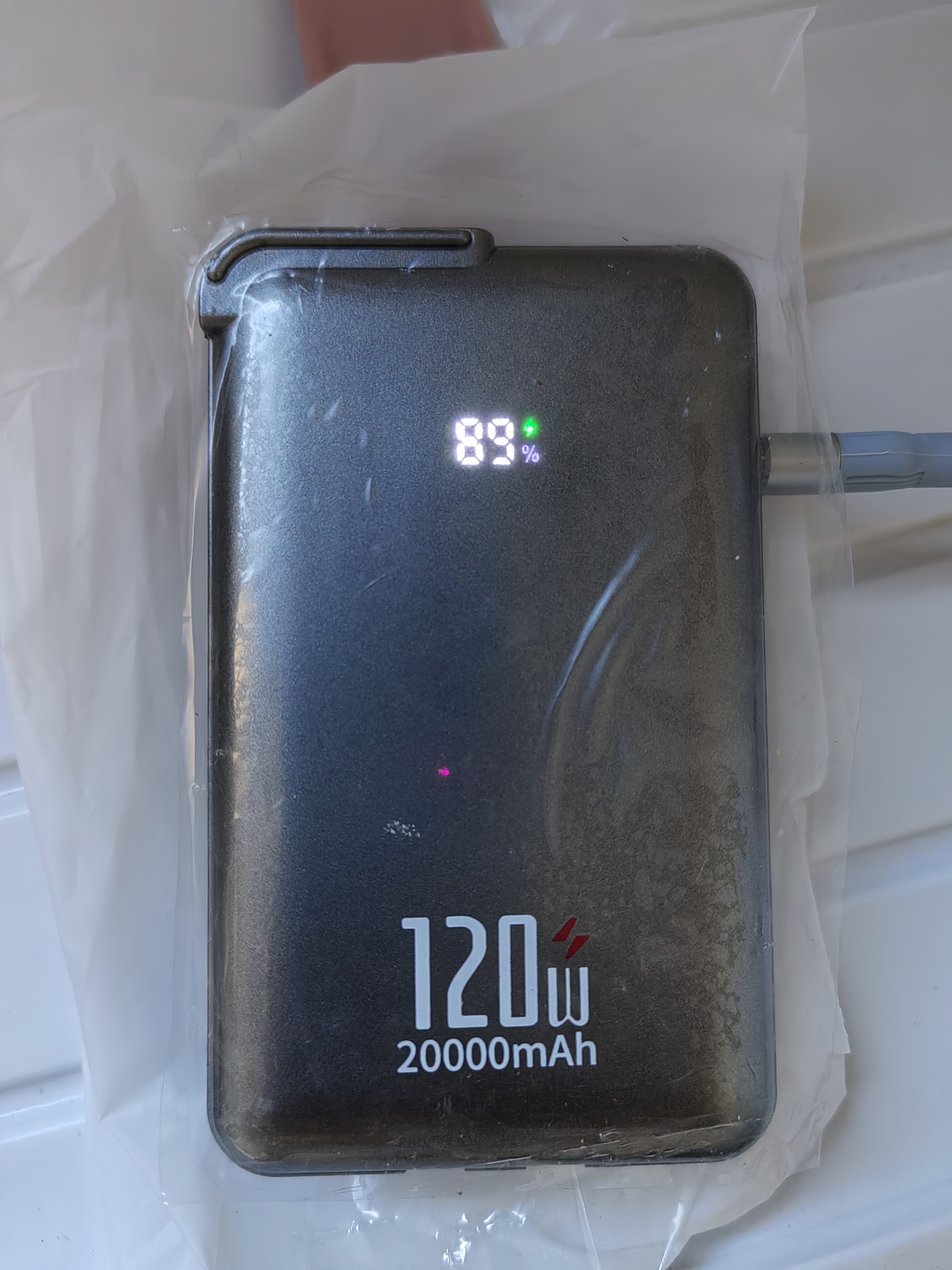 嘉柏兰【3C认证丨可上飞机】20000毫安大容量三合一充电宝120W超级快充便携自带线移动电源适用小米苹果 流光灰【顶配款】120W快充丨2万毫安丨AC插头 新国标3C认证丨智能数显丨自带双线 实拍图