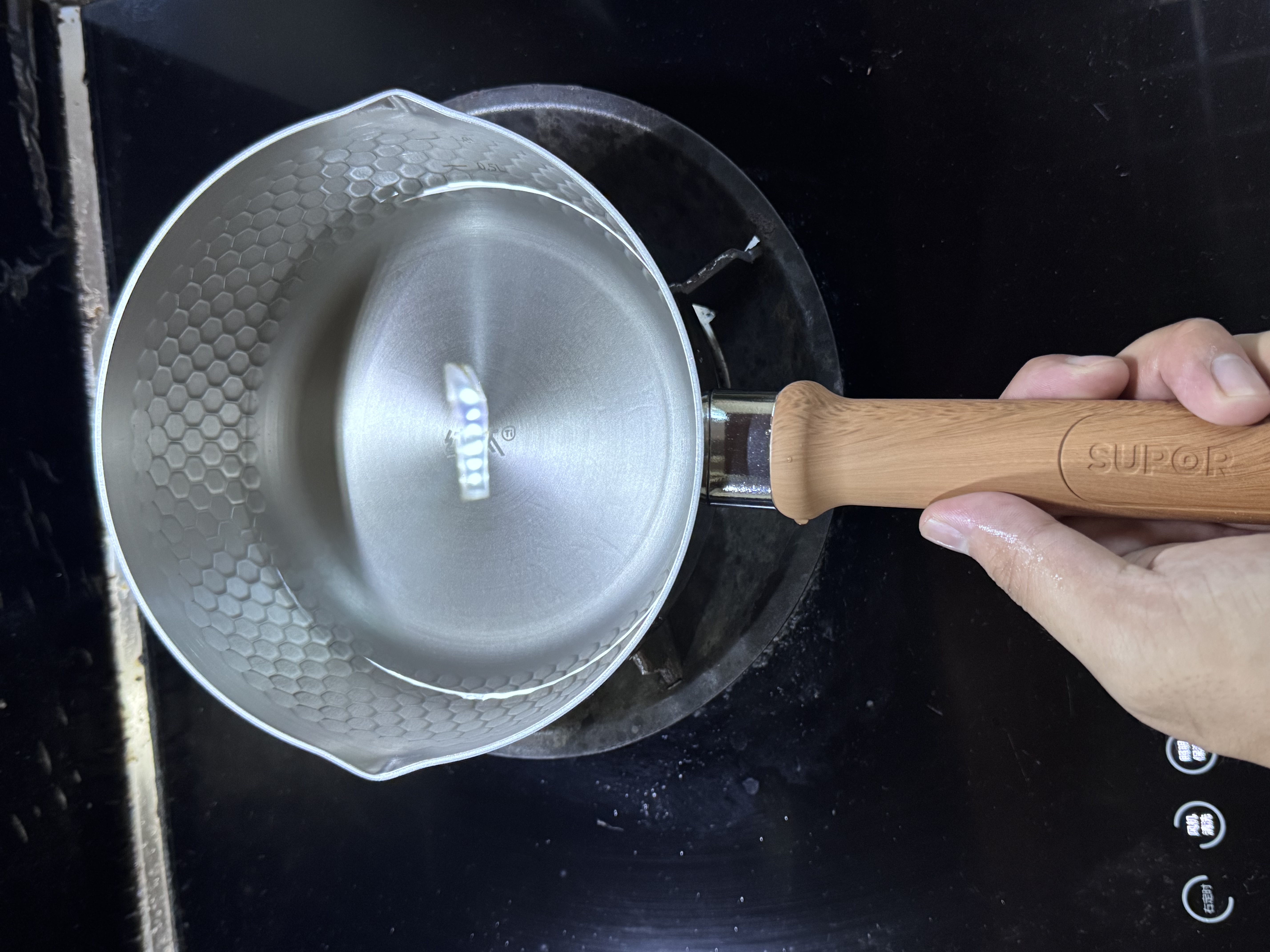 苏泊尔（SUPOR）航天级TA1纯钛雪平锅辅食 一体成型奶锅 燃气灶电磁炉家用小汤锅 【带蒸笼】4倍加厚无涂层纯钛 18cm 航天级TA1纯钛丨4倍加厚一体成型丨无涂层无重金属 实拍图