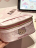 野兽派家居（tbh）三丽鸥Hello Kitty手提大容量旅行绗缝洗漱化妆包 实拍图