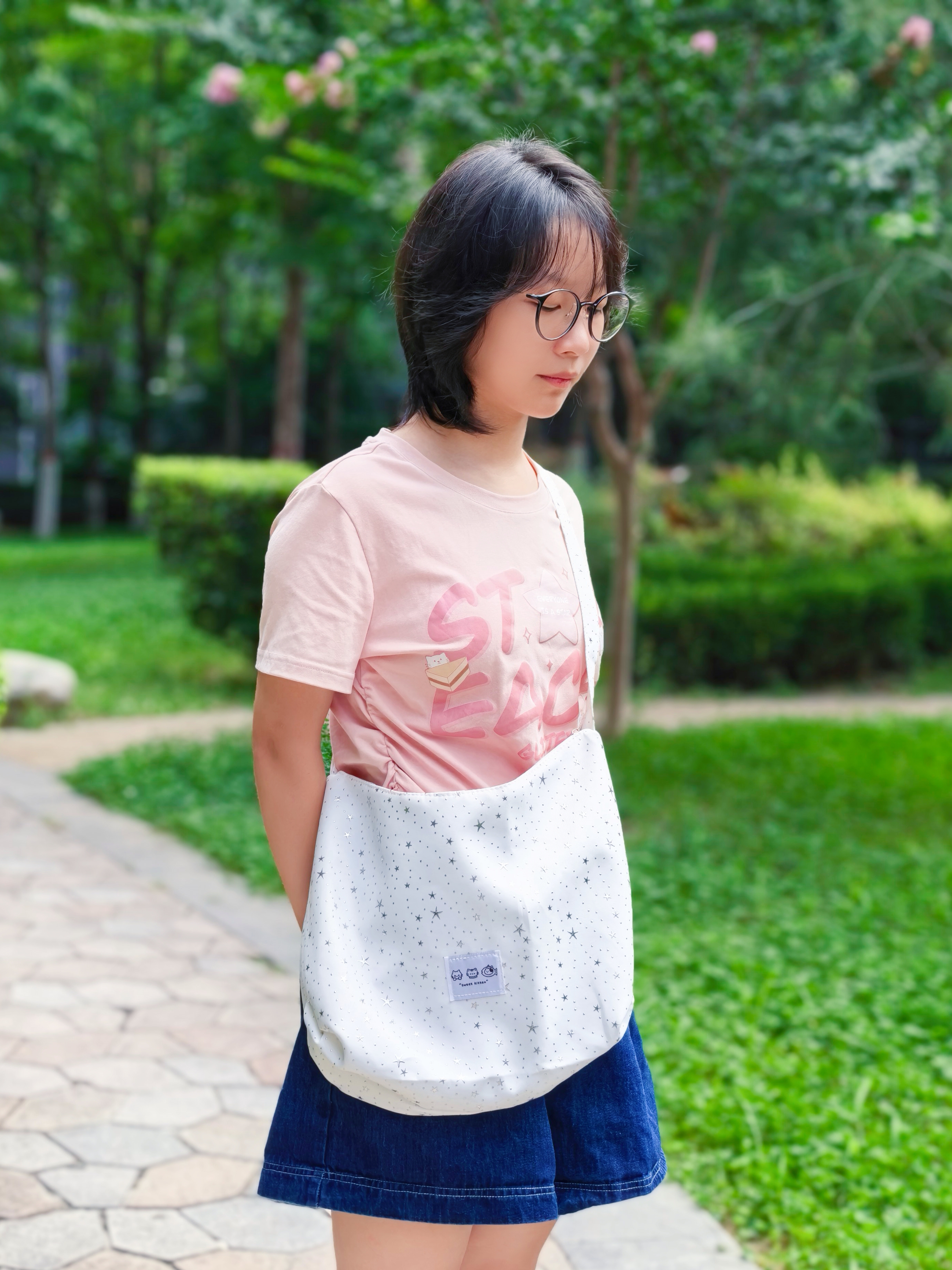 AMOR HOUR满天星补习袋帆布包高颜值ins风学生百搭补课单肩包大容量手拎斜挎两用包简约上班通勤便携手提袋 实拍图