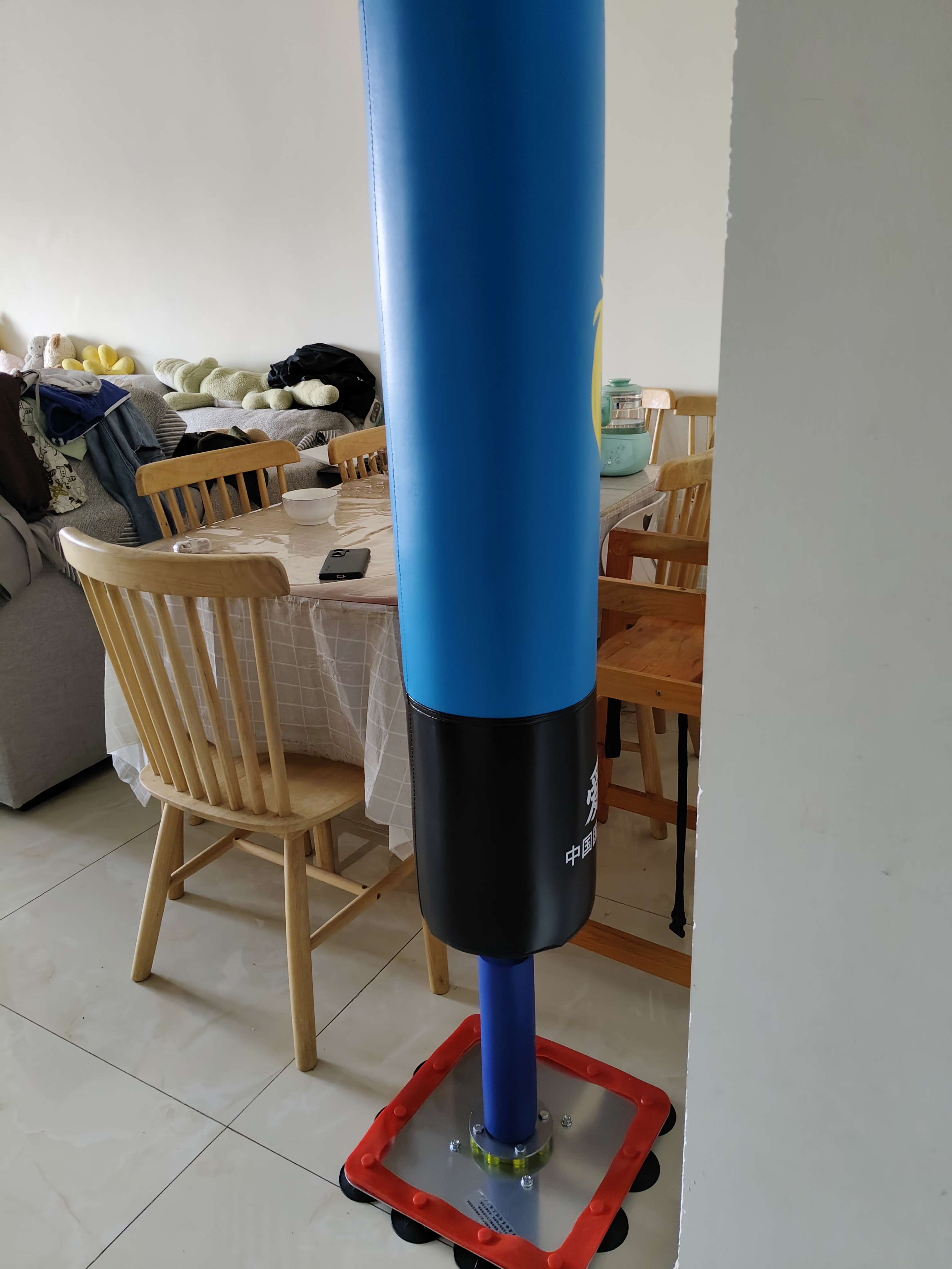 爱倍健（AIBEIJIAN）儿童拳击沙袋不倒翁沙袋散打立式家用泰拳实心吸盘沙包沙袋 1.56米蓝武龙光滑地板使用 专业款 实拍图
