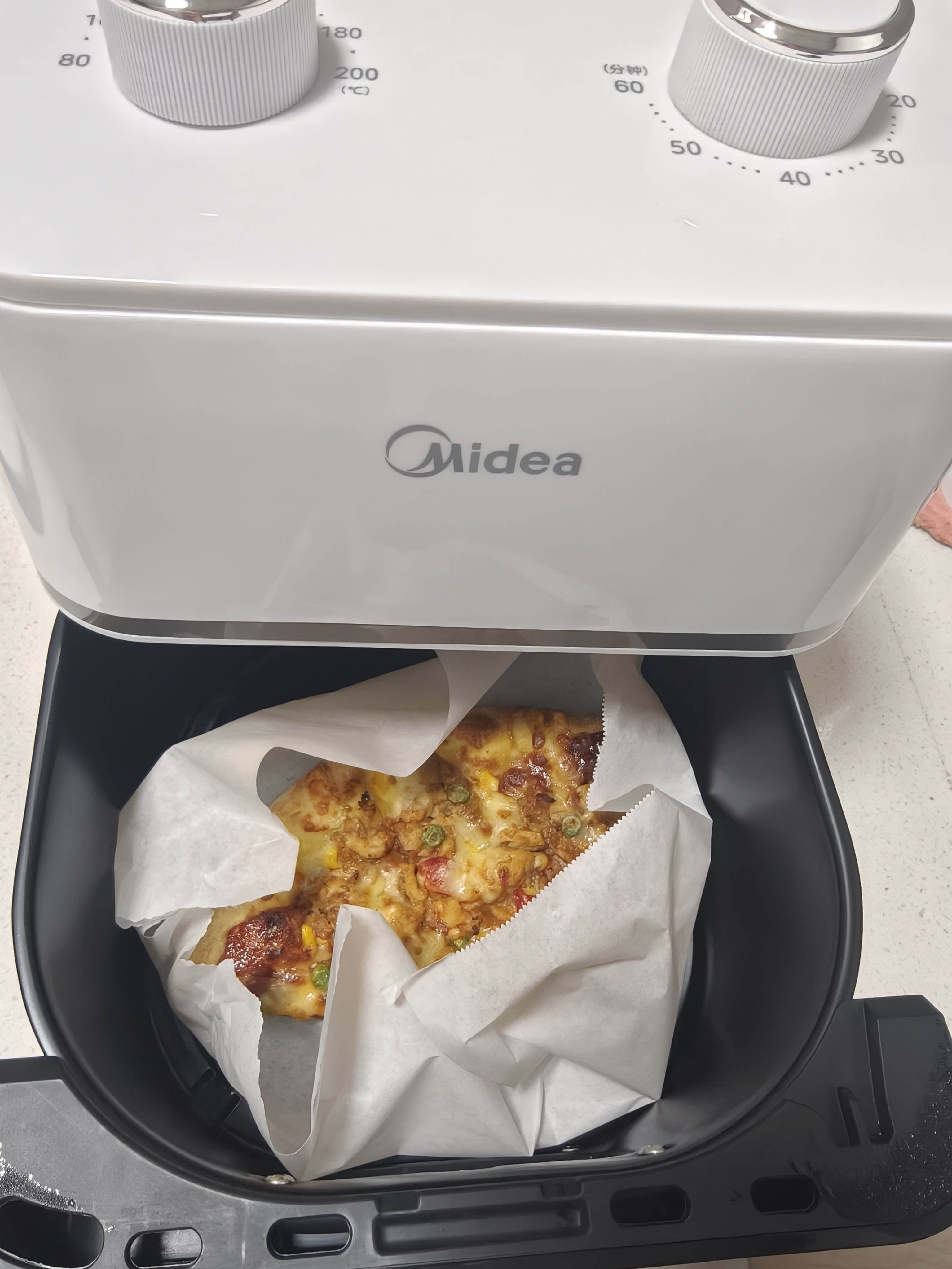 美的（Midea）空气炸锅4.5L容量家用小型可视窗口免翻面2026新款定时调温蒸烤一体新款炸锅烤箱京东自营KZE45T87 实拍图