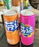 可口可乐（Coca-Cola）芬达Fanta 气泡果汁摩登罐碳酸饮料330ml*24罐 包装随机发 实拍图