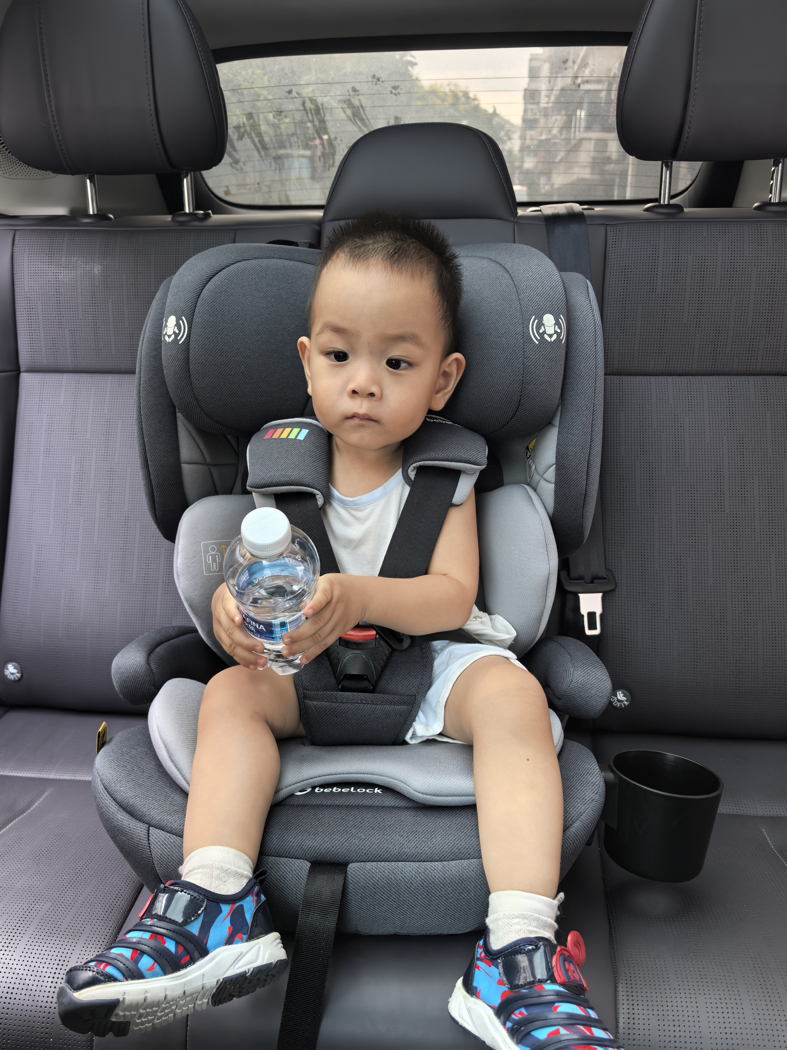 bebelock儿童安全座椅约1岁-12岁宝宝汽车用车载便携可折叠通风加热新国标 太空灰【新国标+i-Size认证】 实拍图