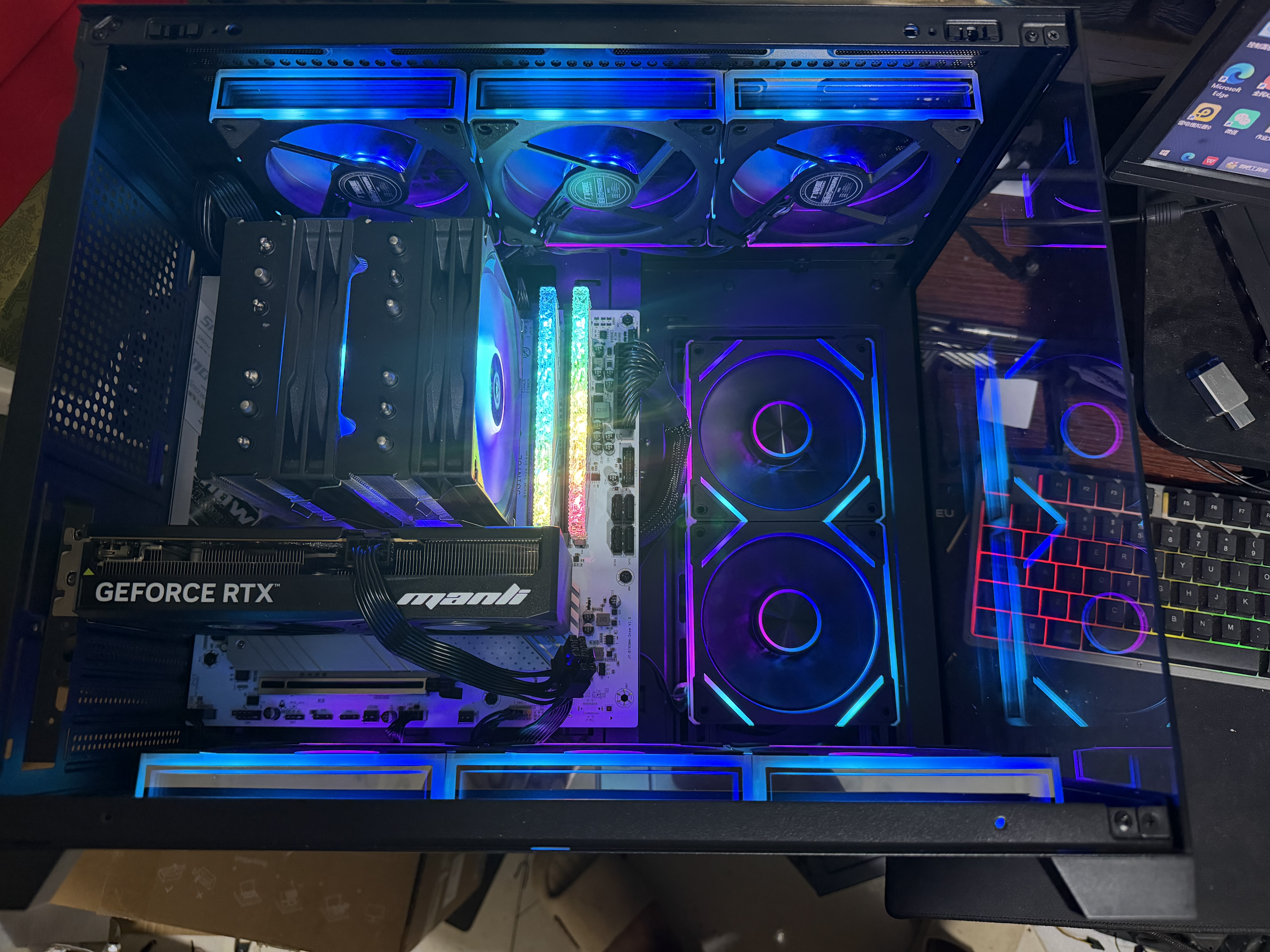 利民（thermalright）Frozen Warframe 360 BLACK 寒冰装甲 一体式水冷散热器 IPS液晶屏 FW360 BLACK 实拍图