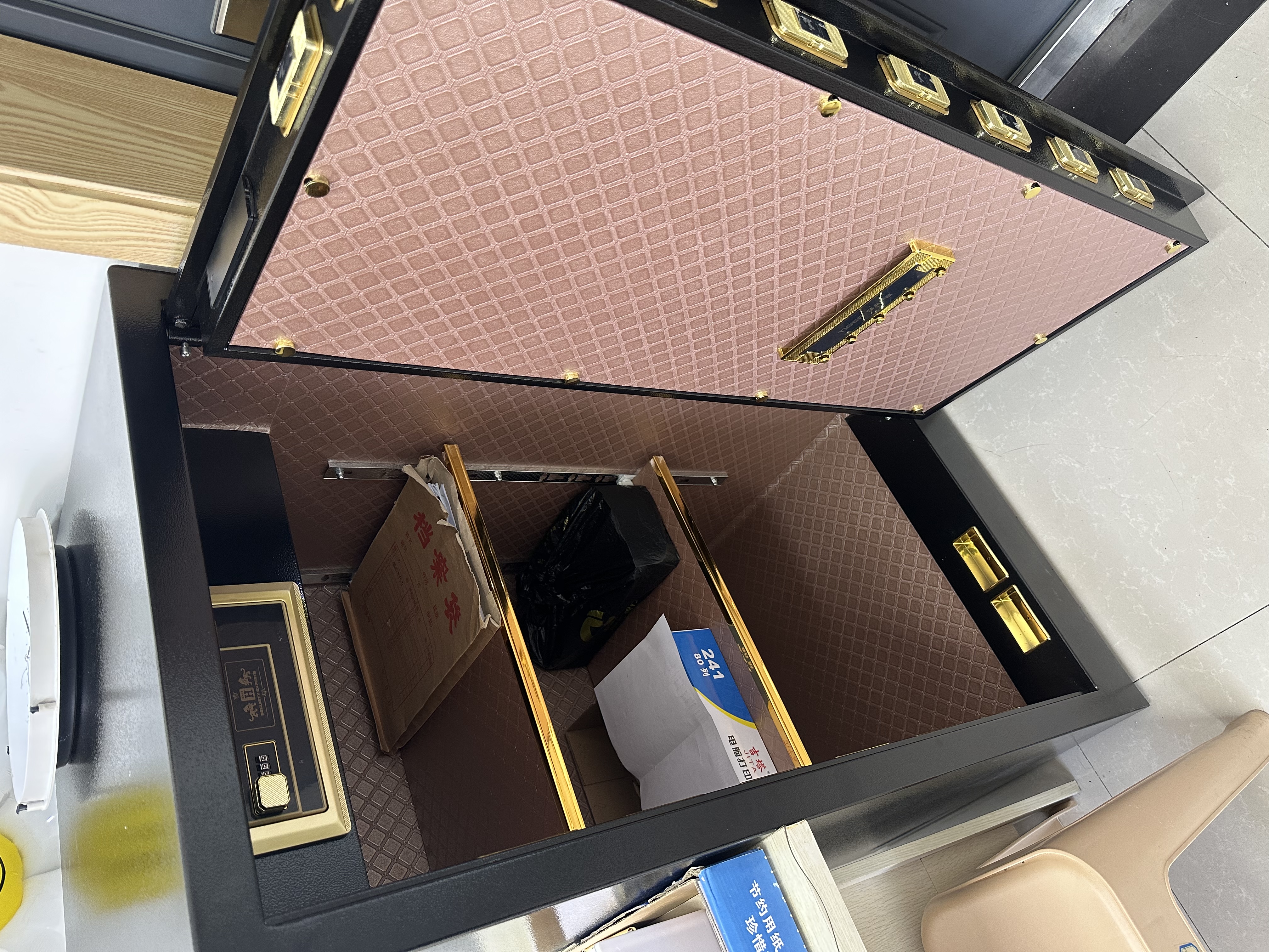 虎牌保险柜家用办公大型型指纹密码保险箱全钢防盗财务专用保密保管柜 博瑞系列 120cm 钢琴黑 实拍图