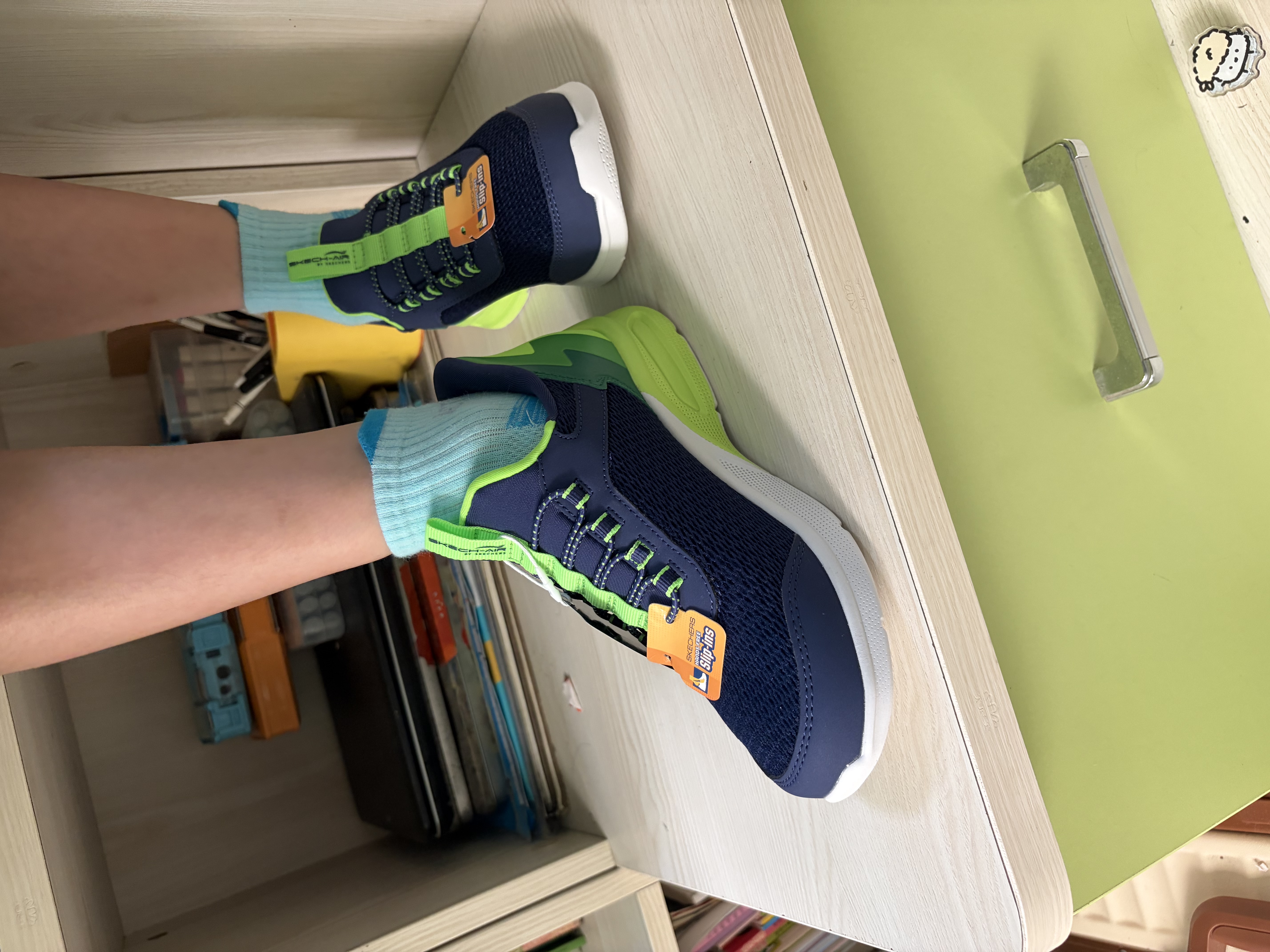 Skechers斯凯奇闪穿鞋儿童时尚休闲运动鞋男童春夏网面透气跑步鞋405310L 实拍图