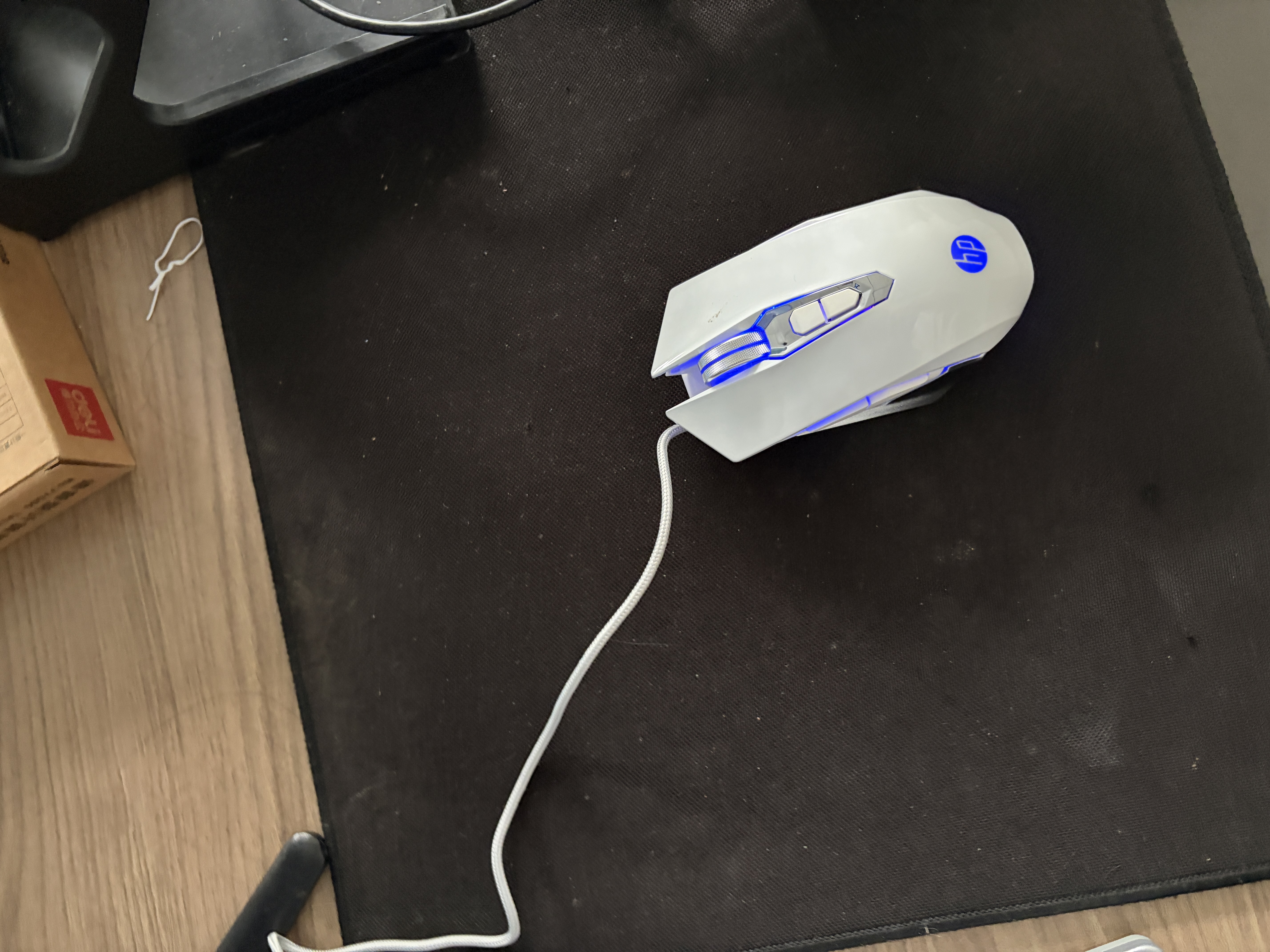 惠普（HP）GK200机械键盘有线办公游戏键盘 20种背光灯效 87键电竞键盘鼠标套装电脑外设键鼠 皎月白【键鼠套装-青轴】 实拍图